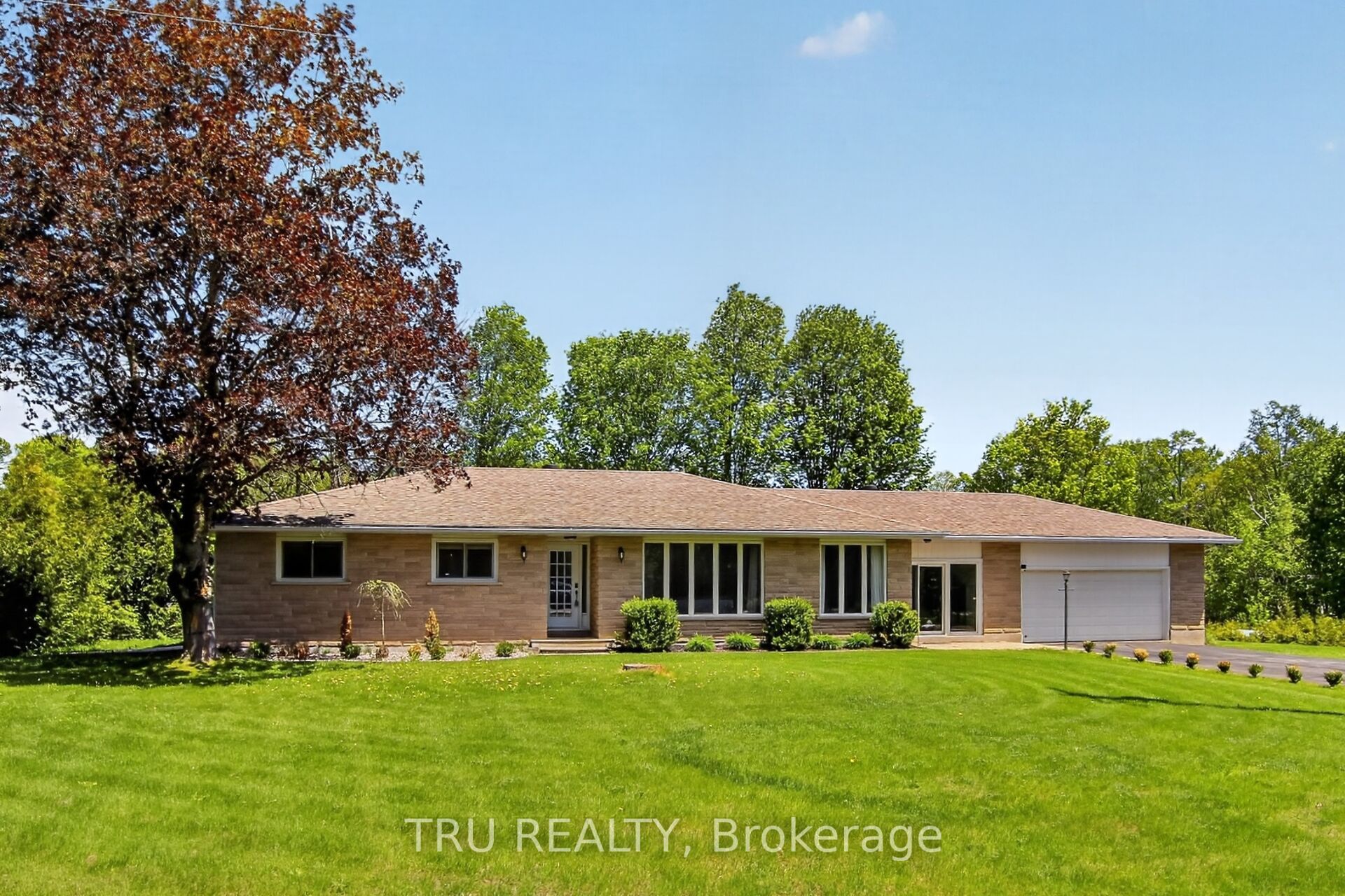 3910 Highland Road Property Photo 1