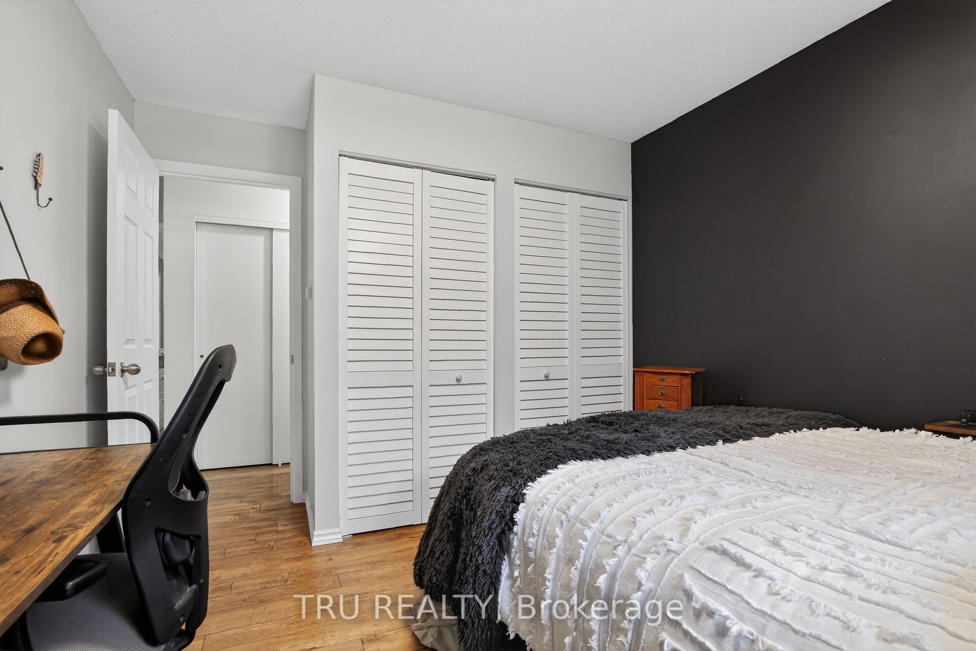 3910 Highland Road Property Photo 23
