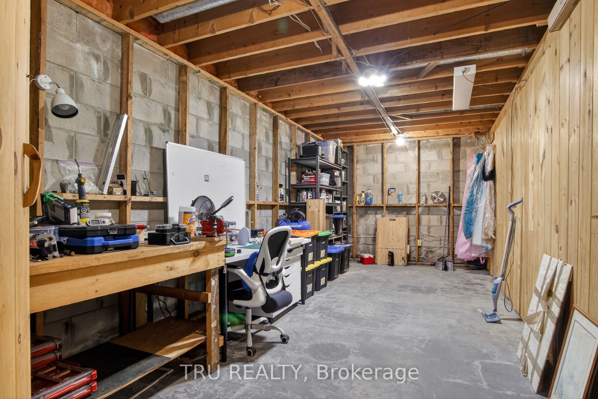 3910 Highland Road Property Photo 28