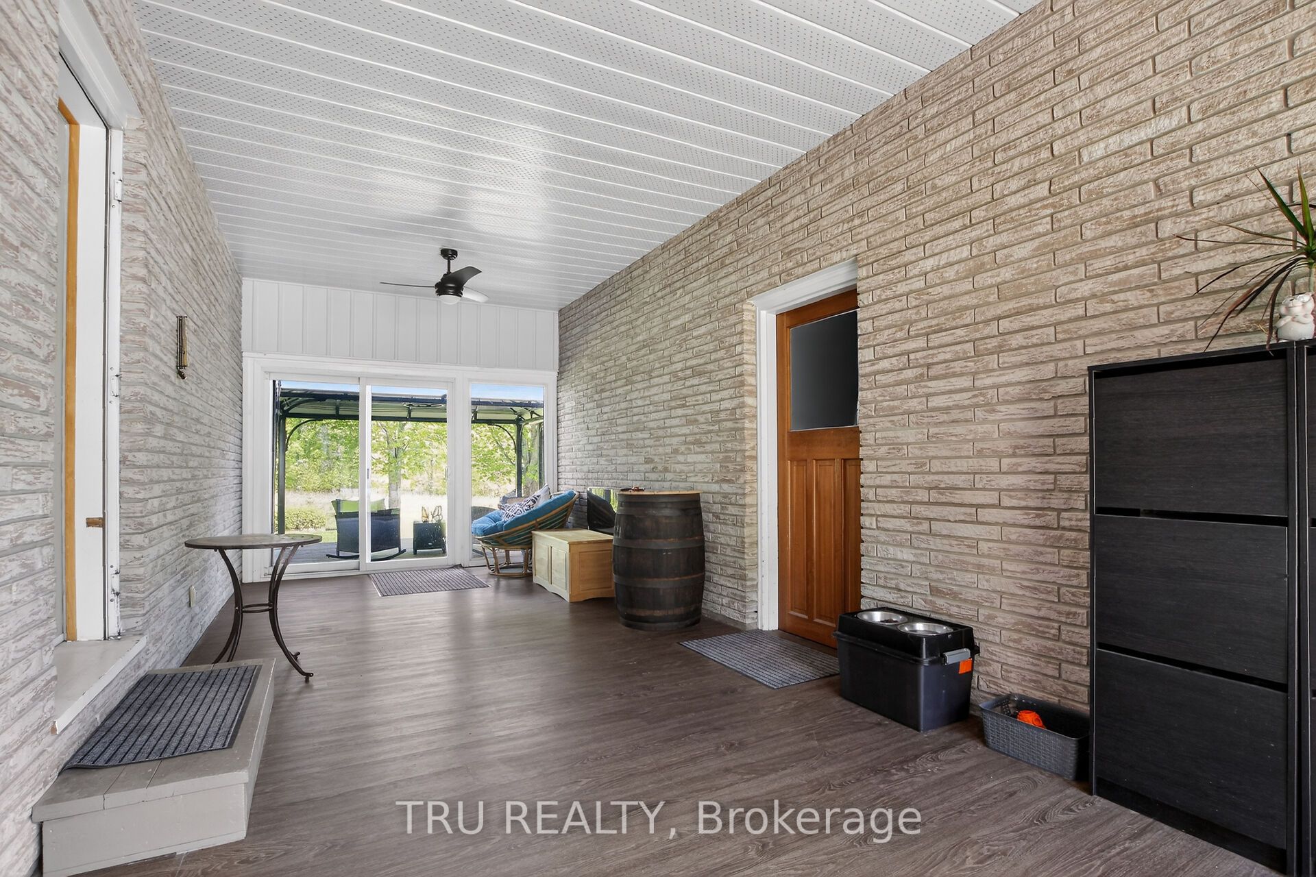 3910 Highland Road Property Photo 29