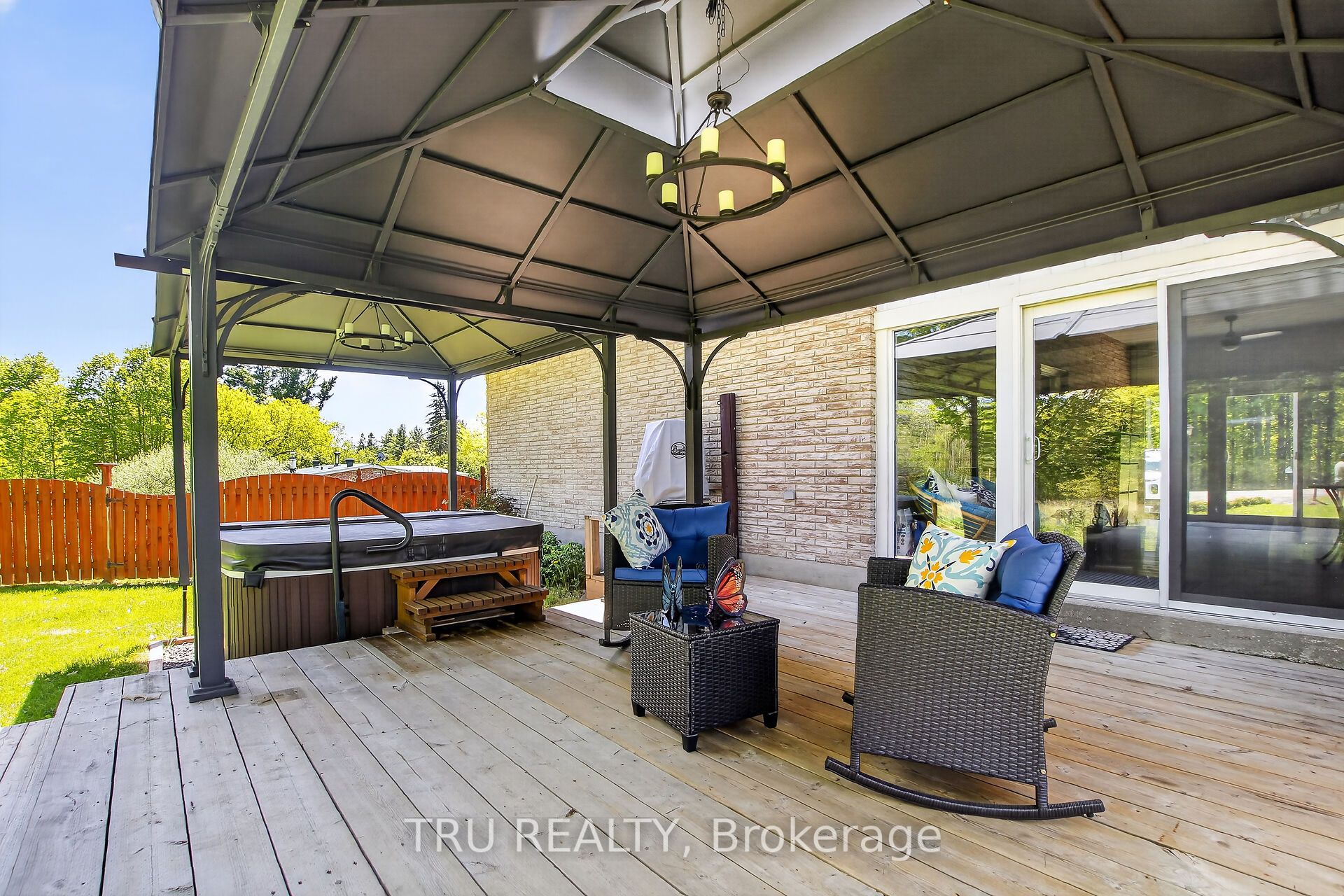 3910 Highland Road Property Photo 32