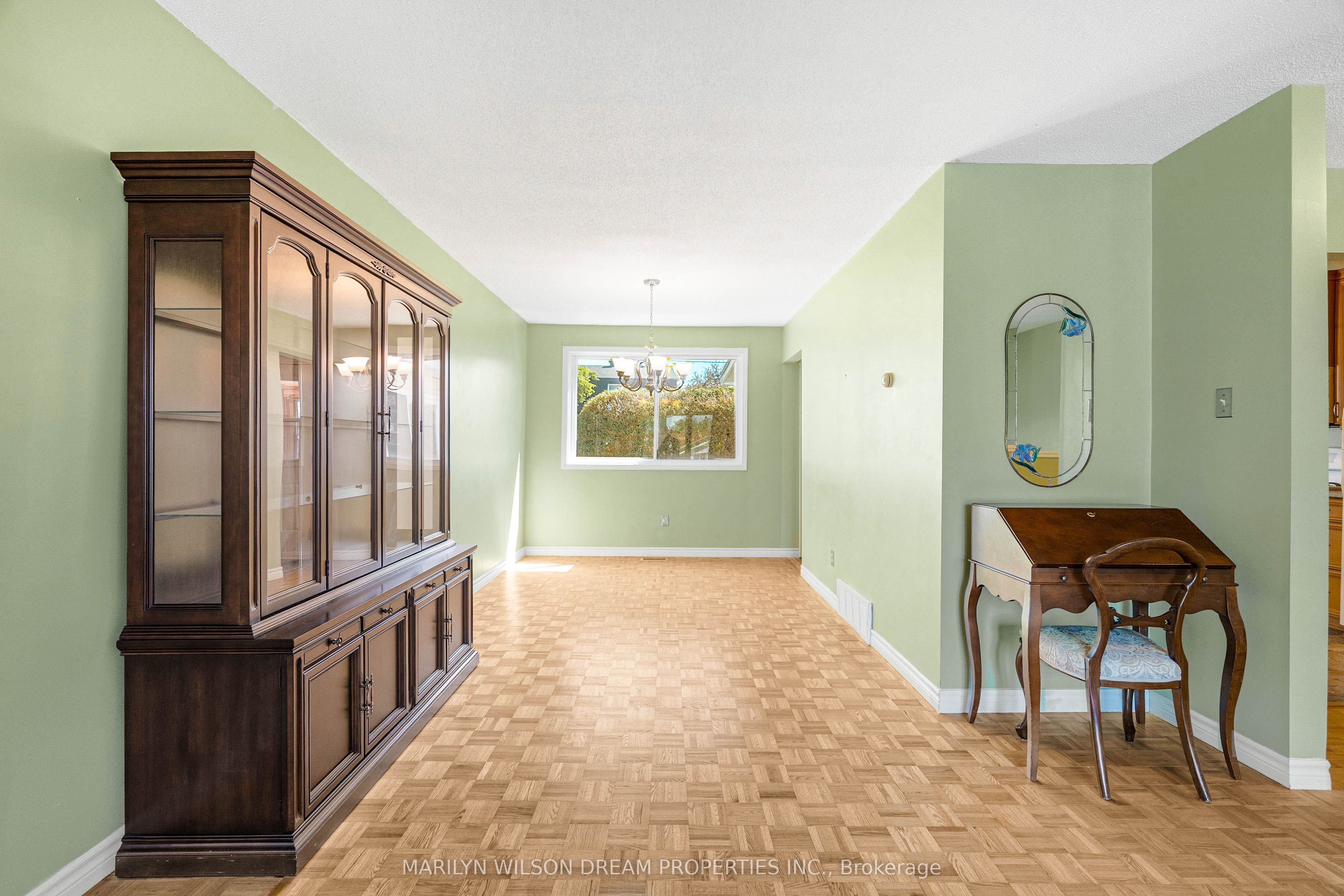 20 Coolbrook Crescent Property Photo 8