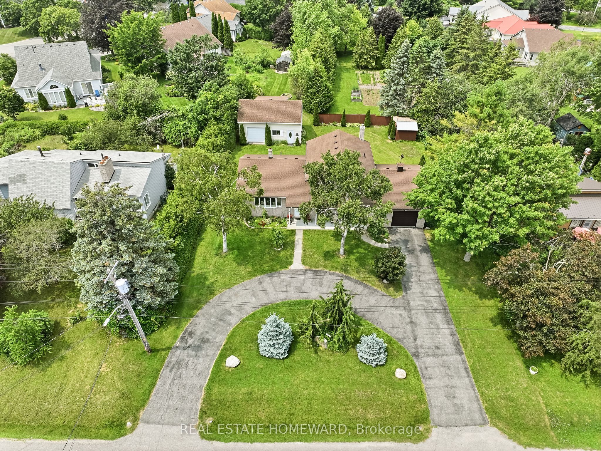 120 Harbour Street Property Photo 3