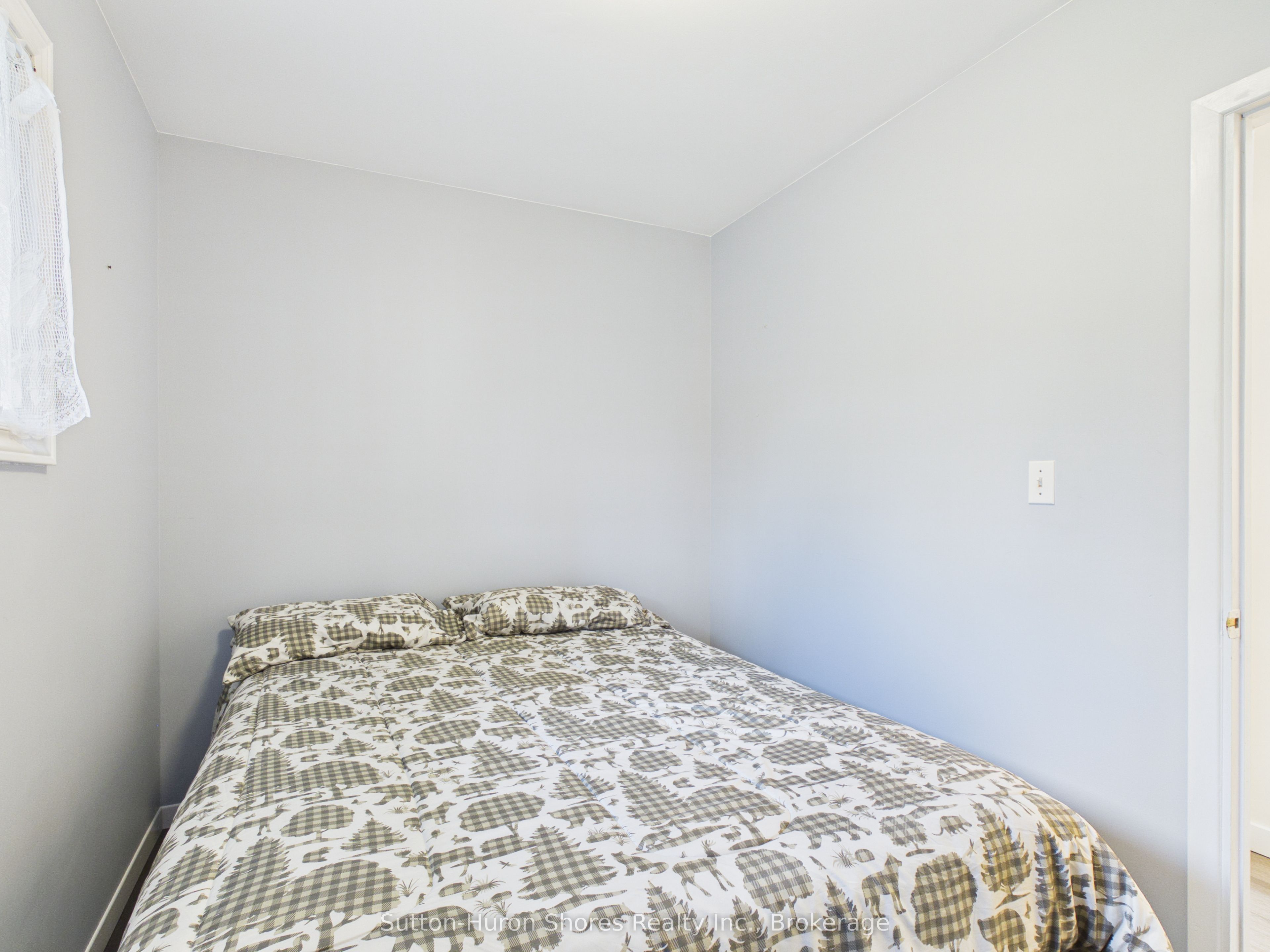691 Bruce Road 13 Road Property Photo 28