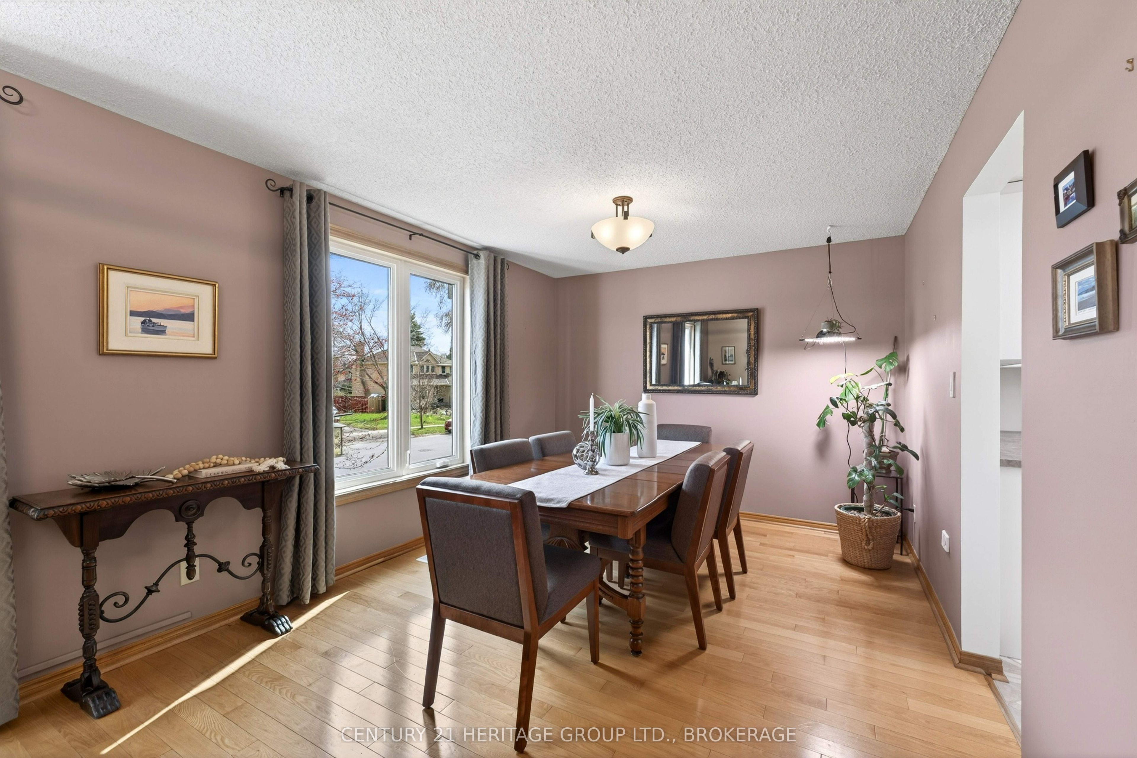 23 Old Oak Road Property Photo 10