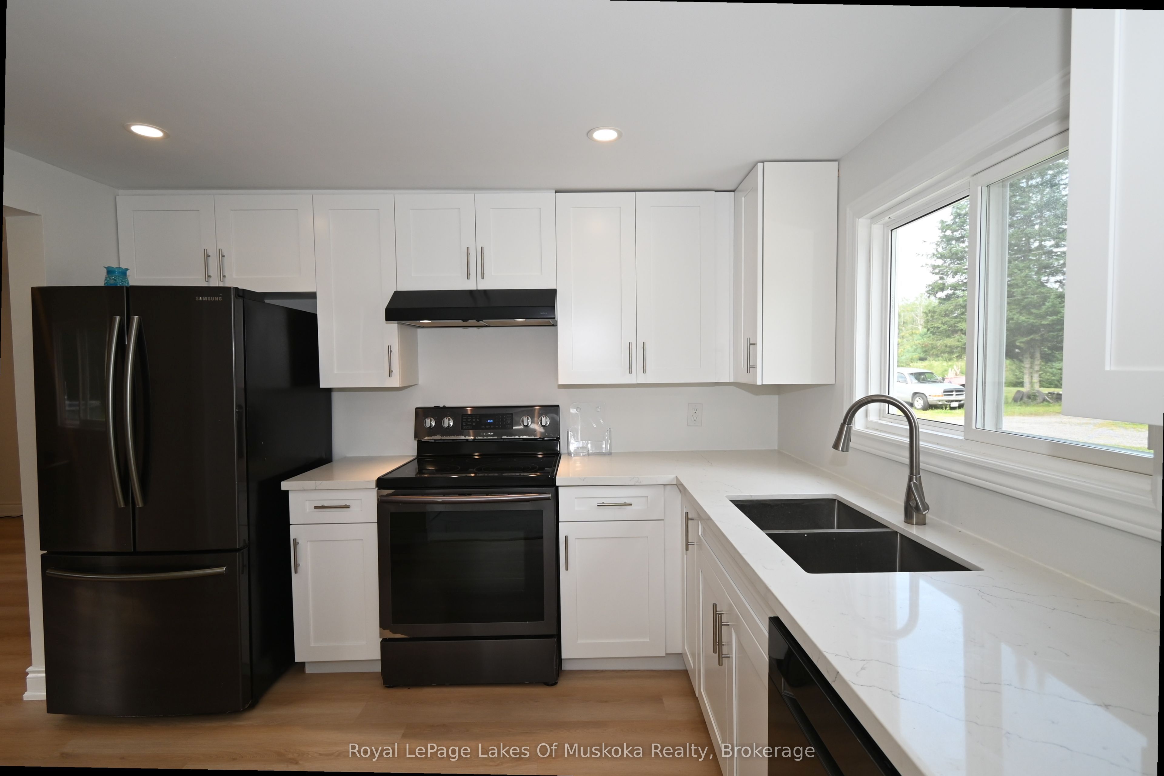 7826 Lake Joseph Road Unit 2 Property Photo 7