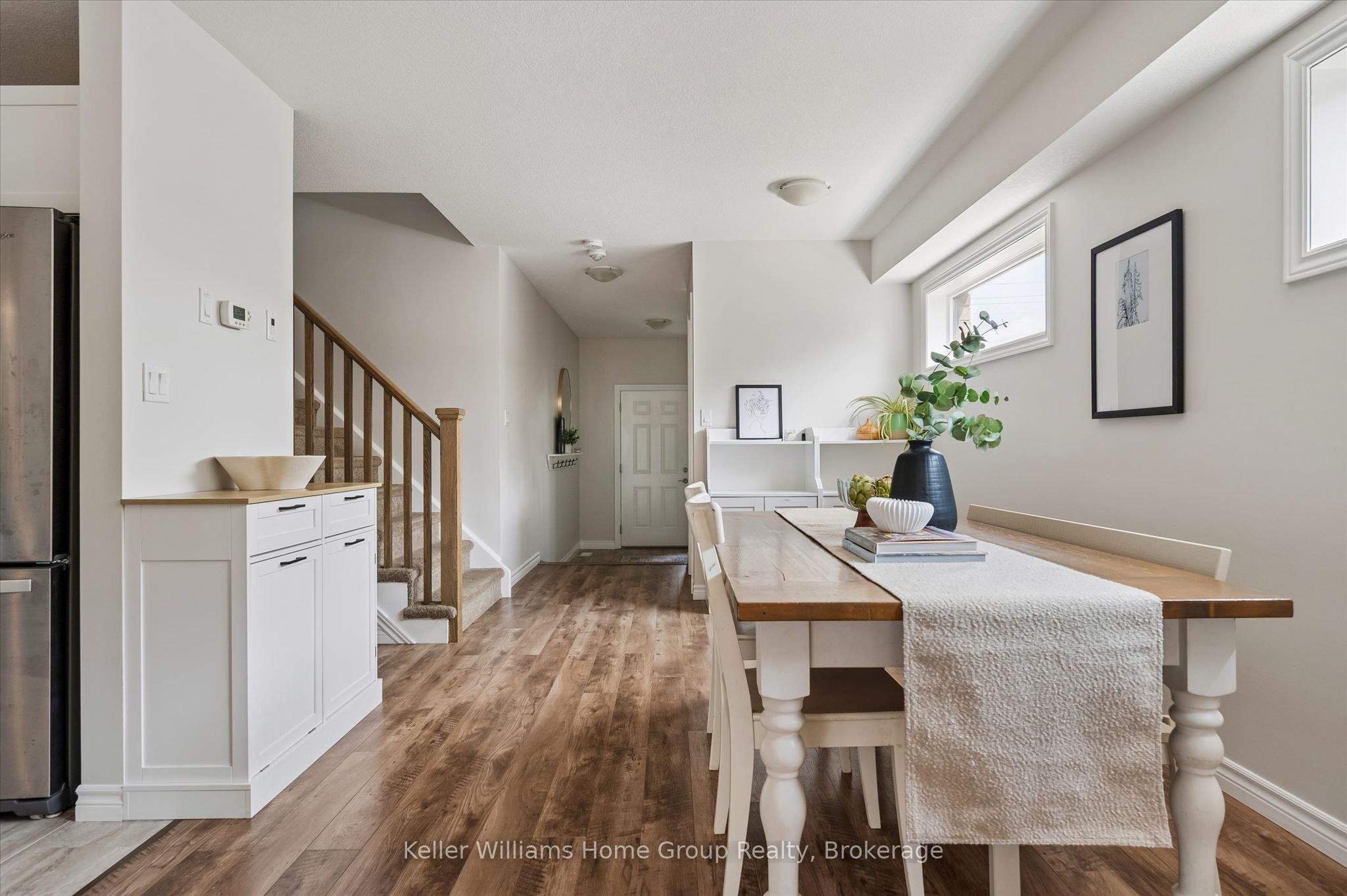 898a Gzowski Street Property Photo 6