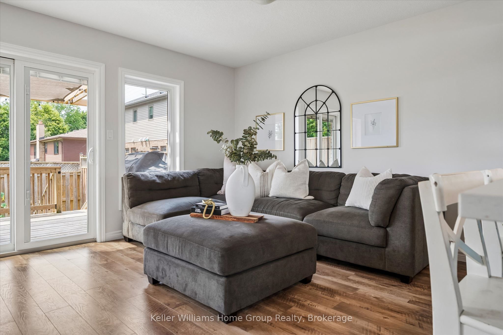 898a Gzowski Street Property Photo 14