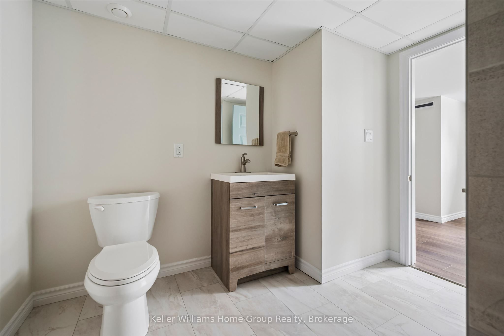 898a Gzowski Street Property Photo 35