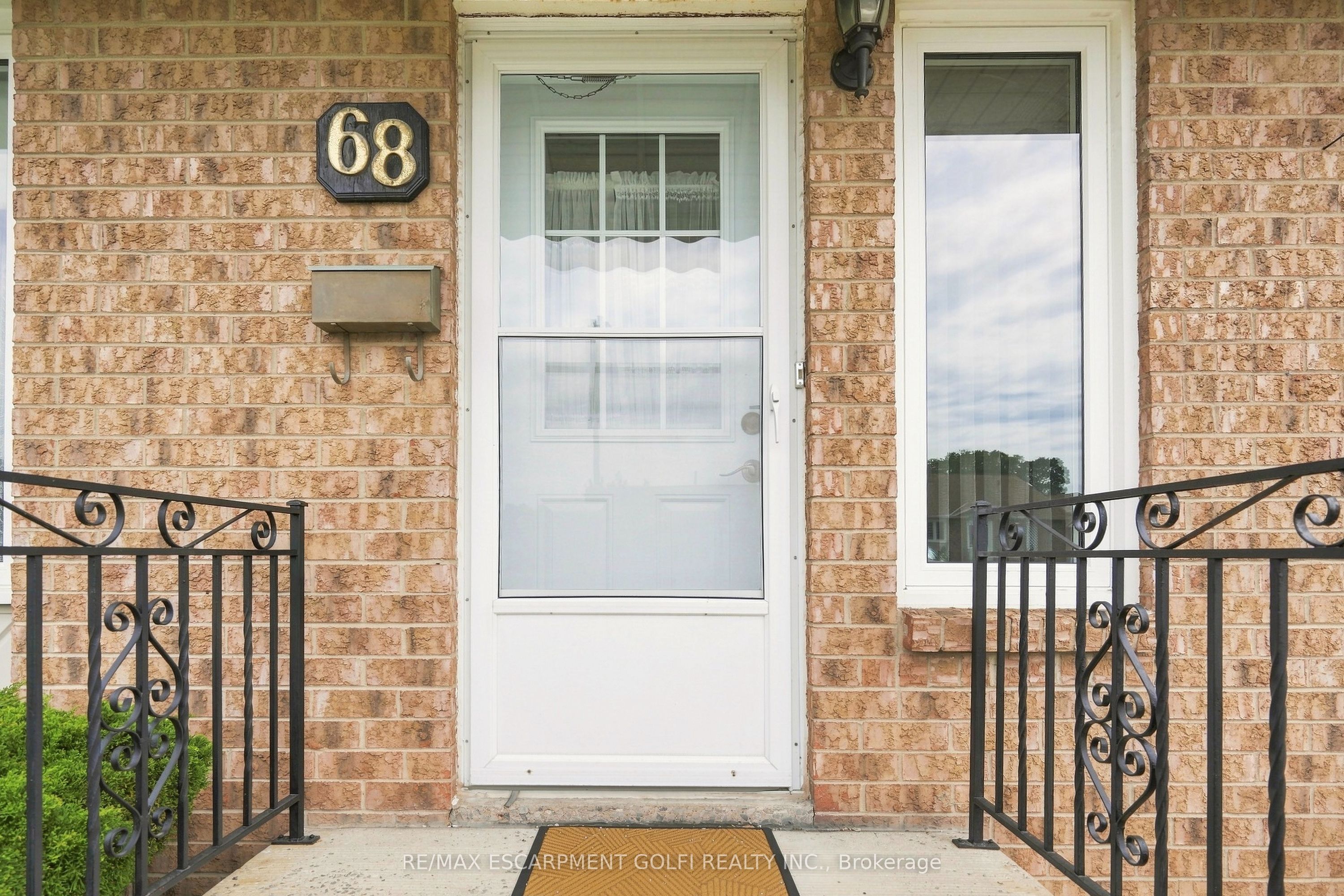 122 Bunting Road 68 Property Photo 4