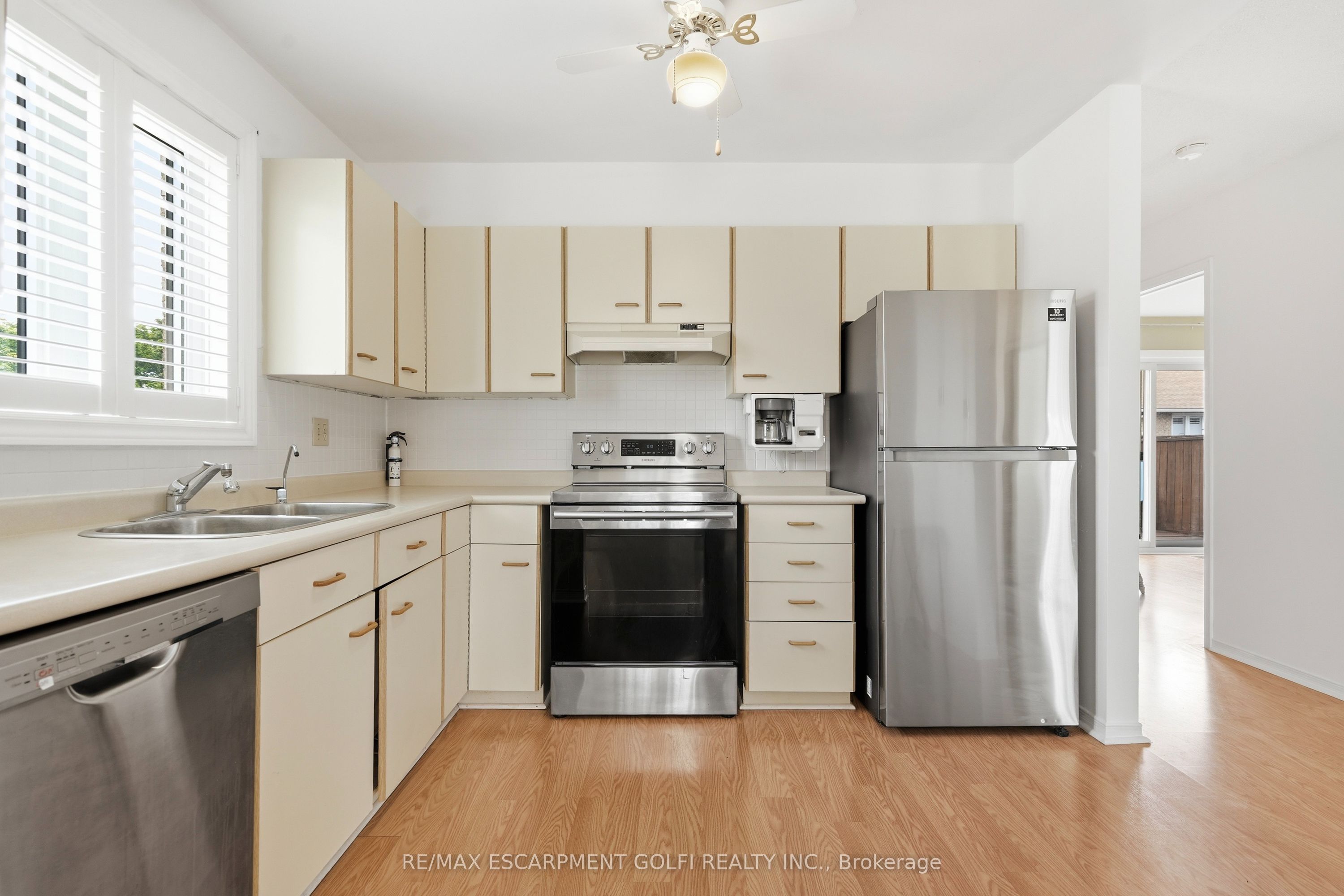 122 Bunting Road 68 Property Photo 10