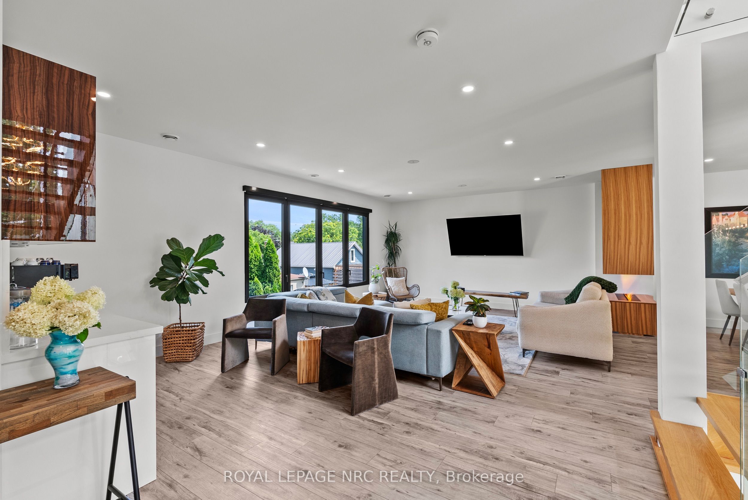 10 Pawling Street Property Photo 7