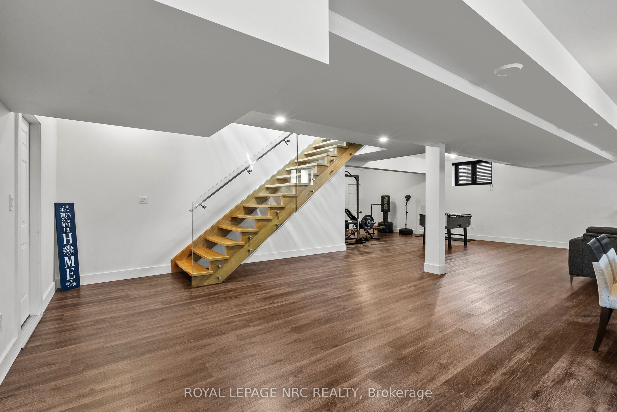 10 Pawling Street Property Photo 35