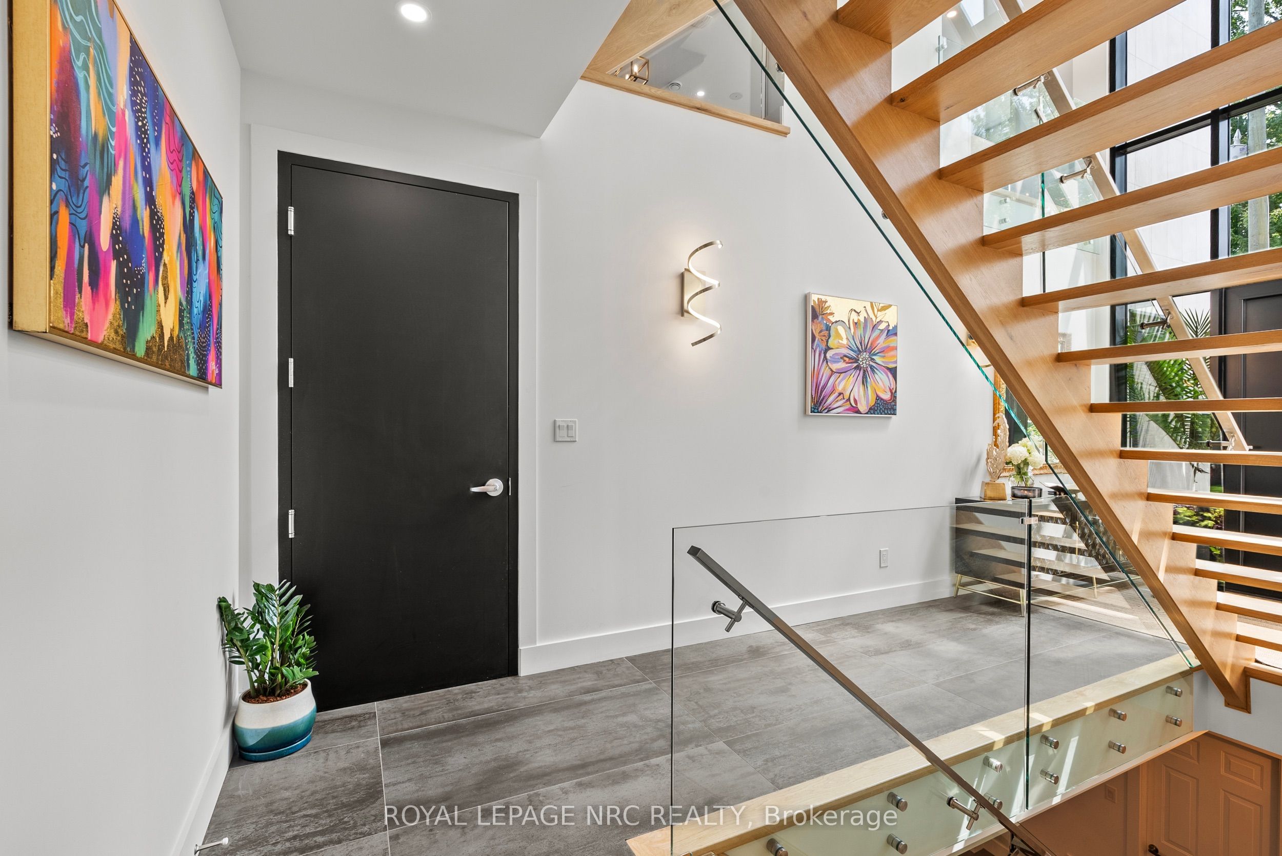 10 Pawling Street Property Photo 38