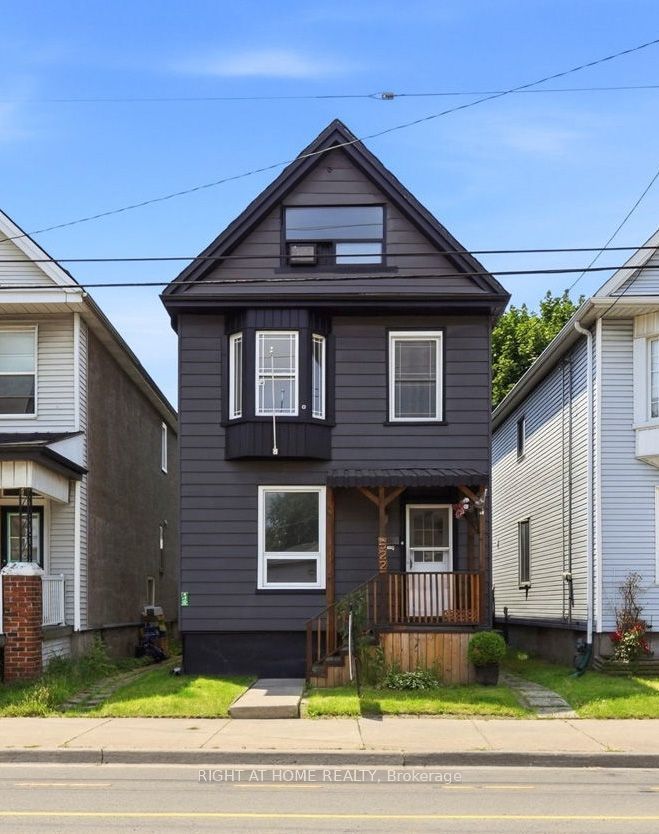 522 Cannon Street E Property Photo 1