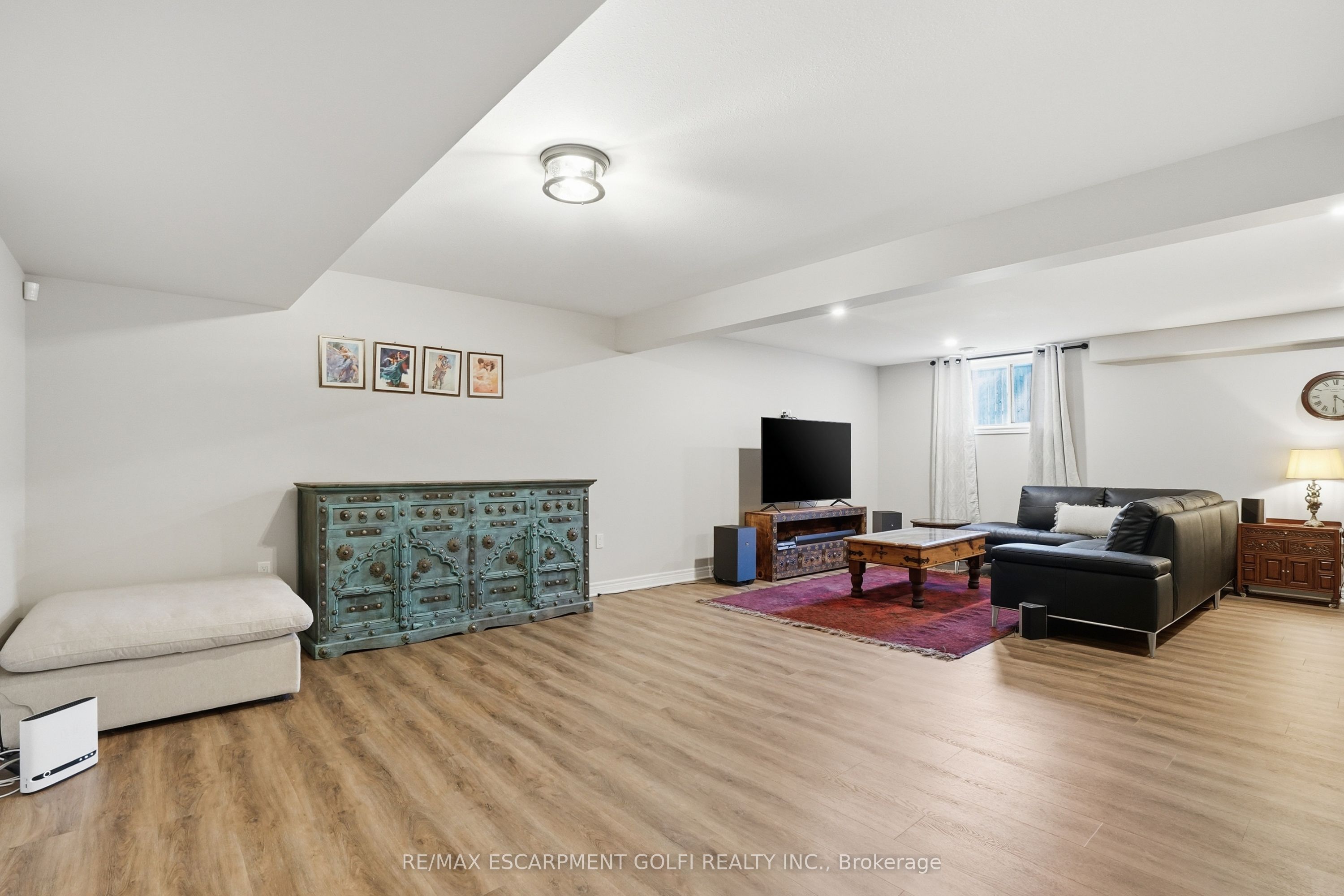 45 Dorchester Boulevard S 12 Property Photo 23