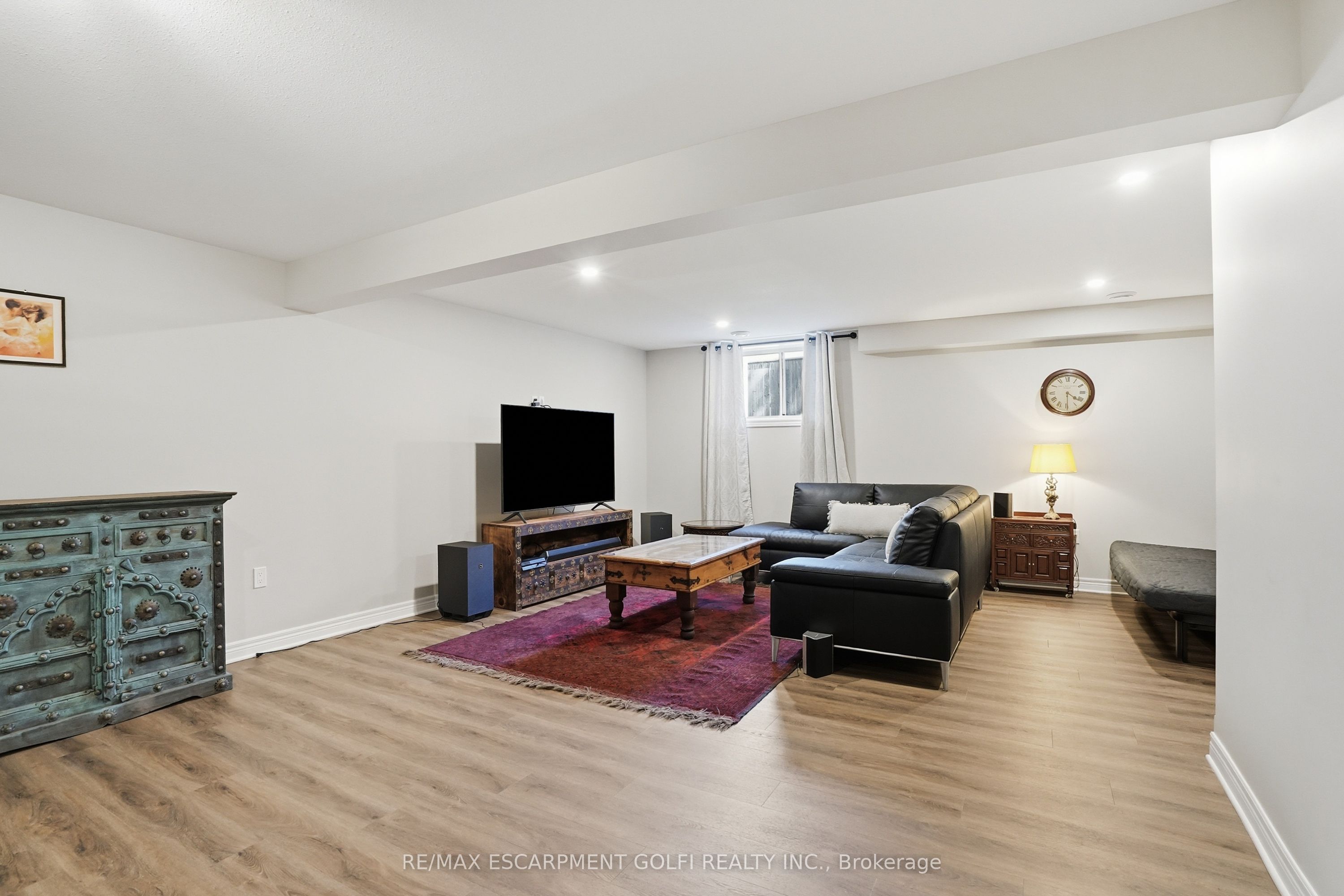 45 Dorchester Boulevard S 12 Property Photo 24