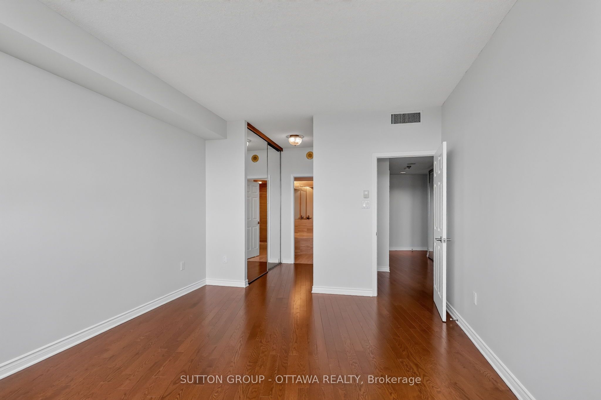 1480 Riverside Drive 803 Property Photo 16