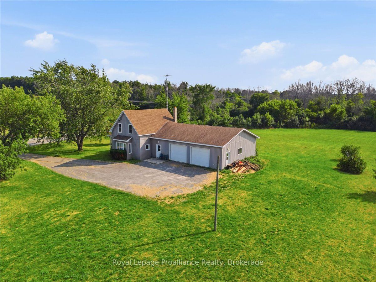611 County Rd 15 Property Photo 5