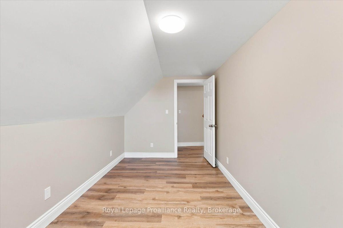 611 County Rd 15 Property Photo 22