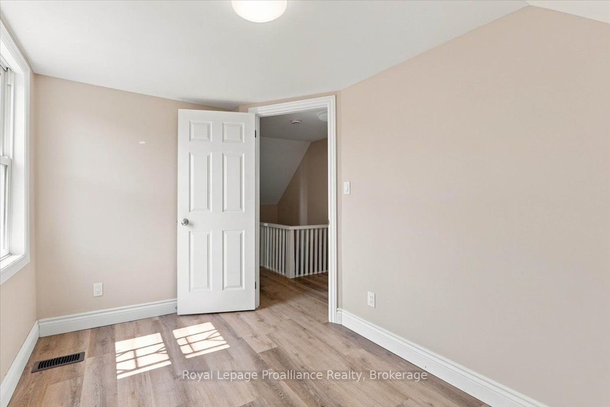 611 County Rd 15 Property Photo 24