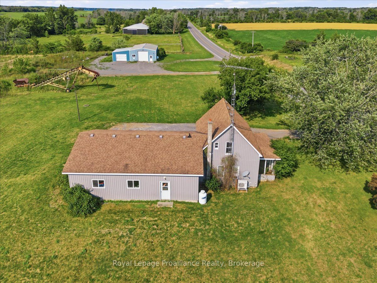611 County Rd 15 Property Photo 29