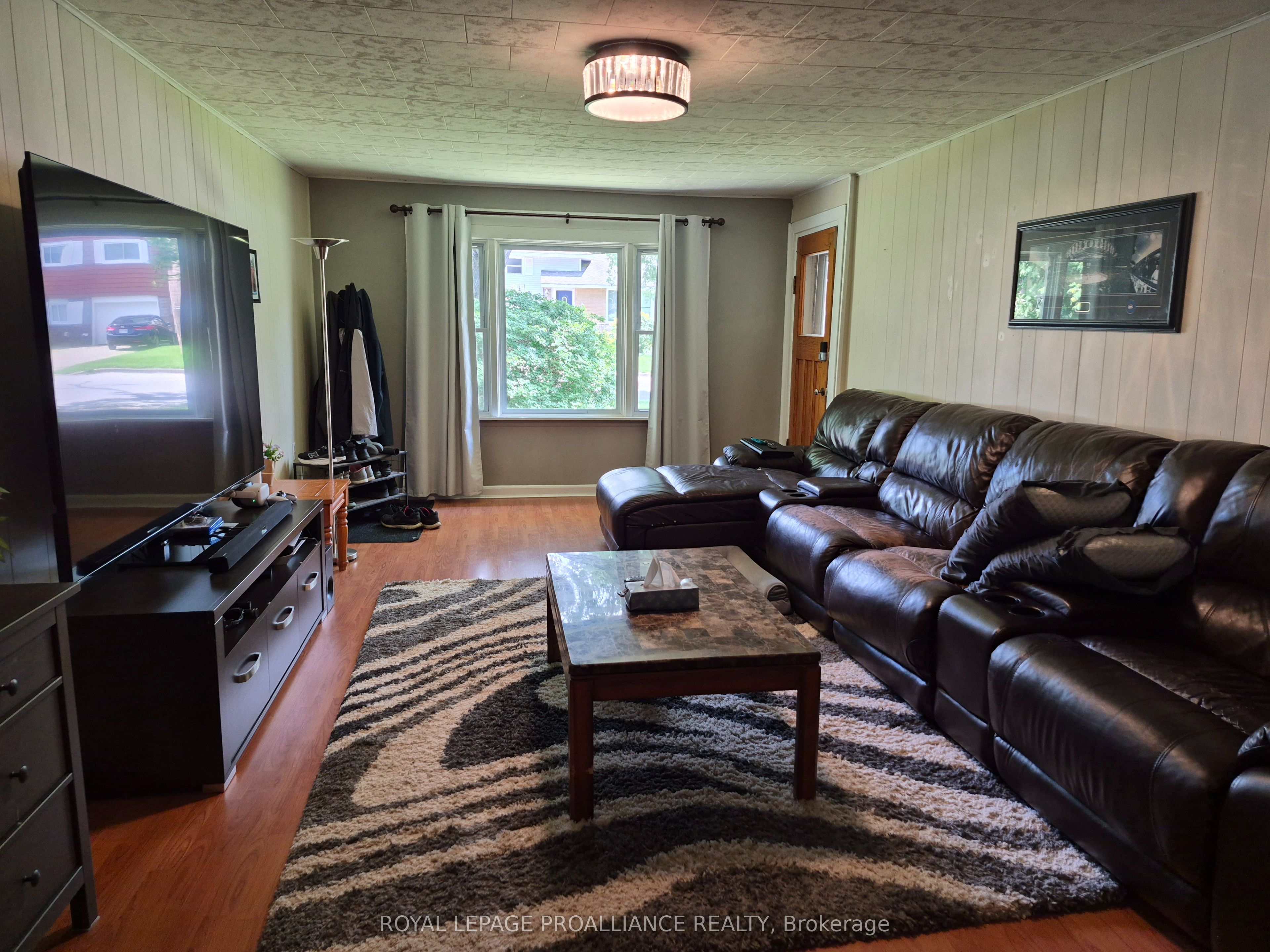 162 First Avenue Property Photo 3