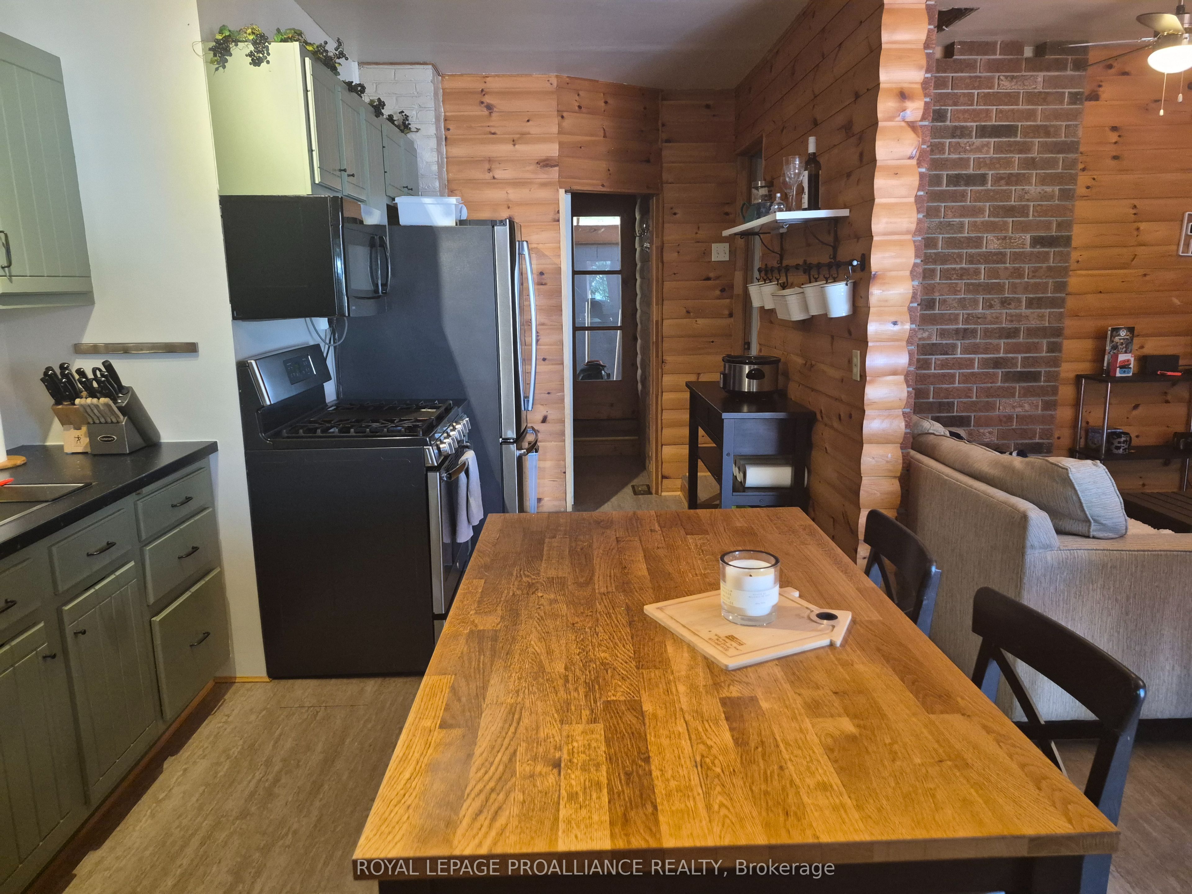 162 First Avenue Property Photo 7