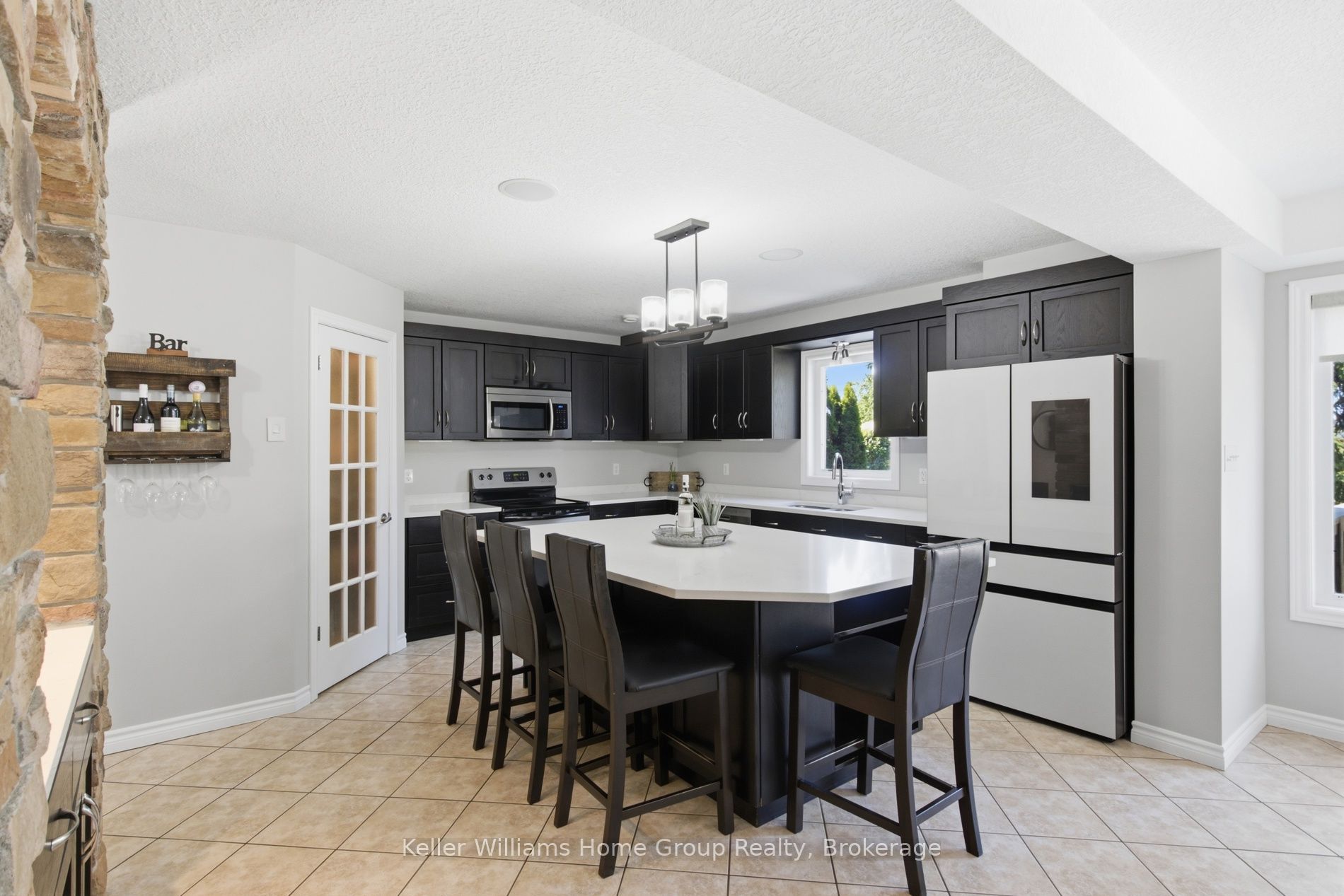 30 Inett Way Property Photo 12
