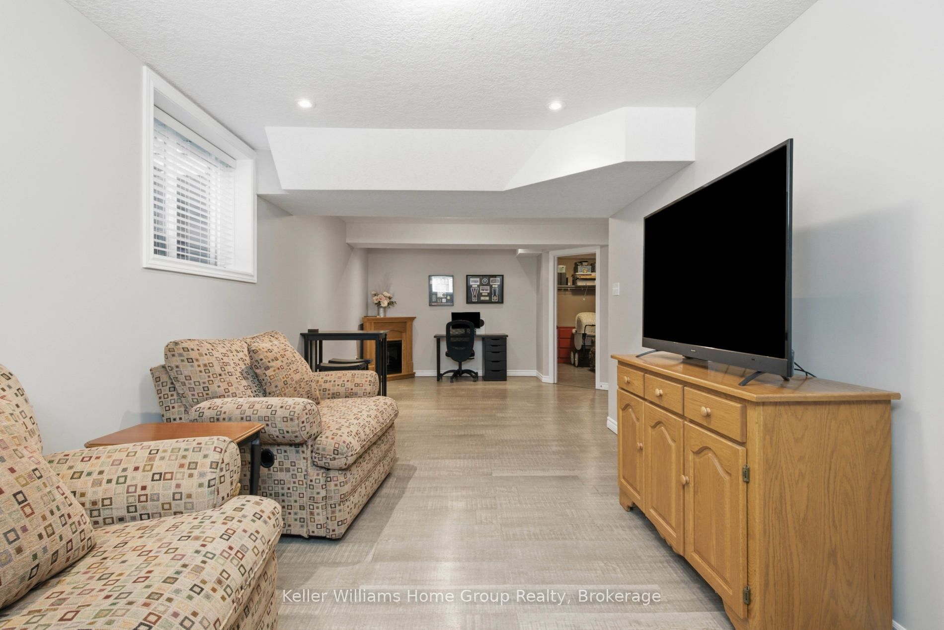 30 Inett Way Property Photo 33