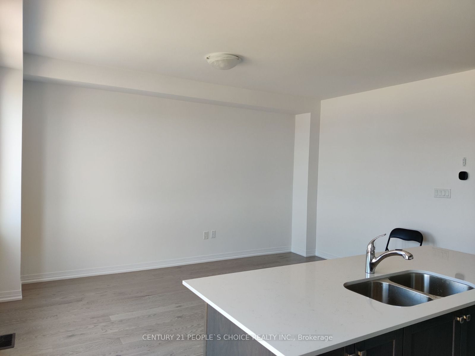 465 Jack Wilford Way Property Photo 8