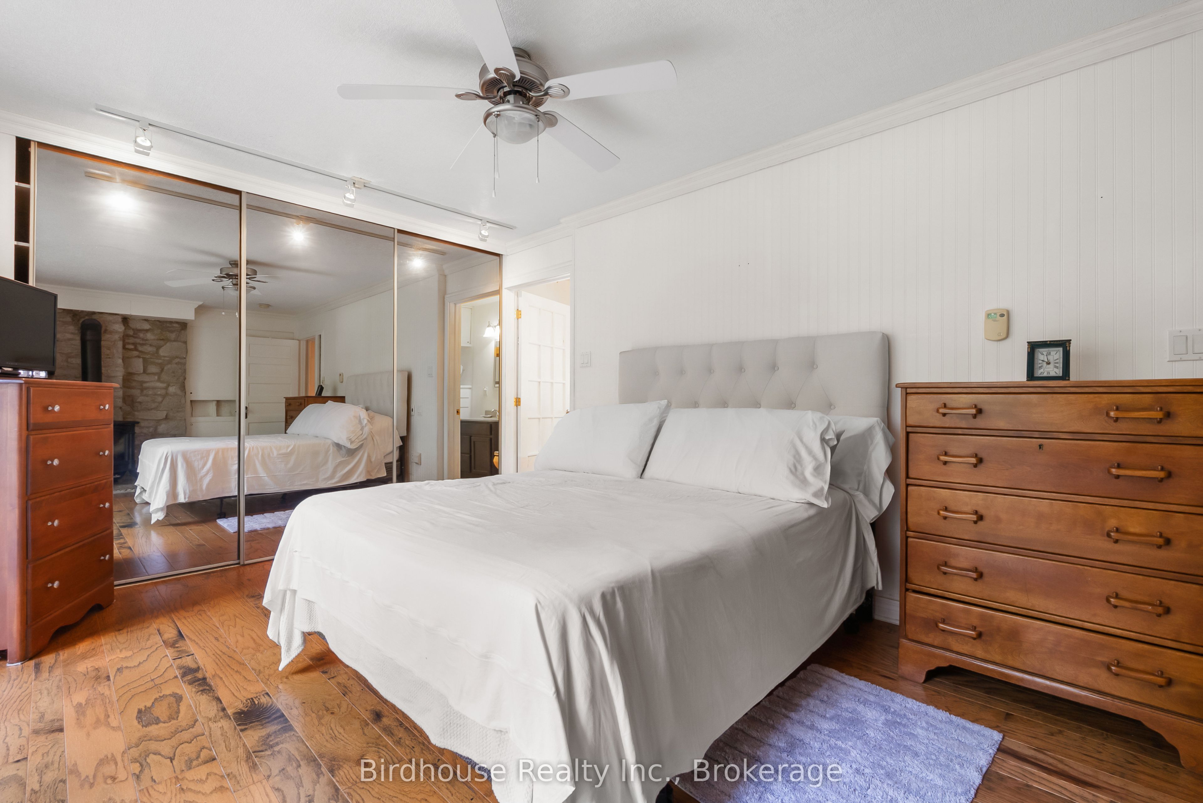 99 Riverside Drive Property Photo 27
