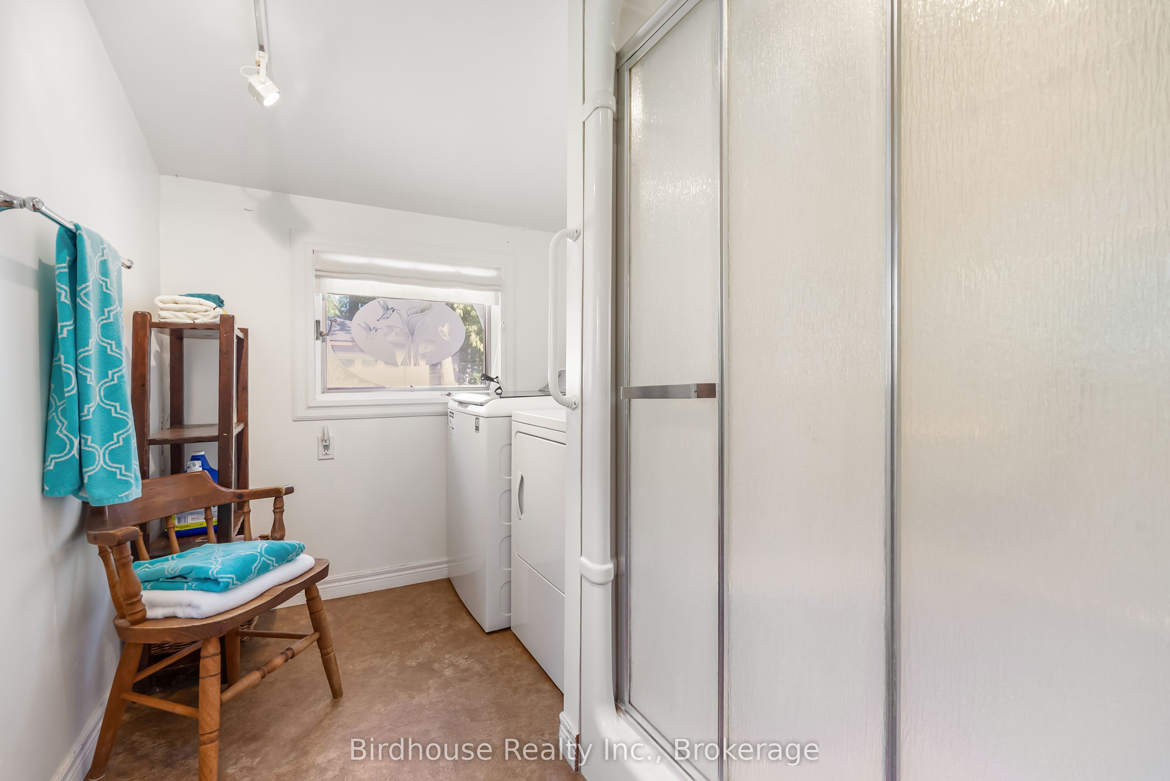 99 Riverside Drive Property Photo 30