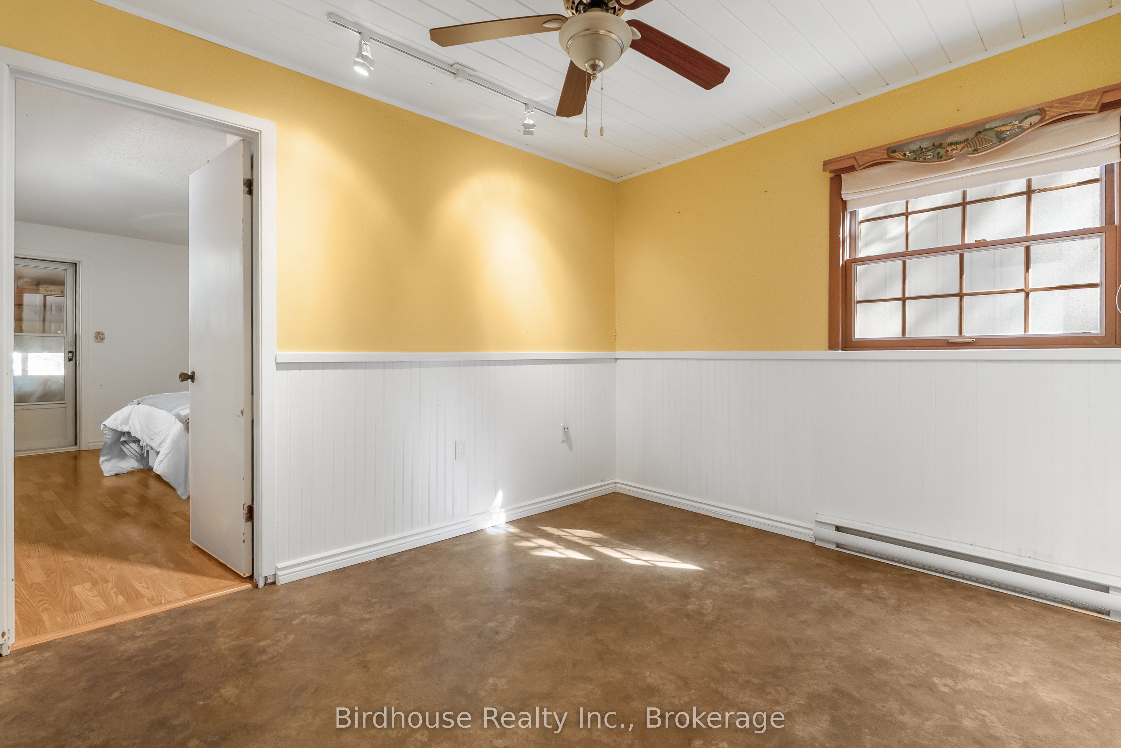 99 Riverside Drive Property Photo 32