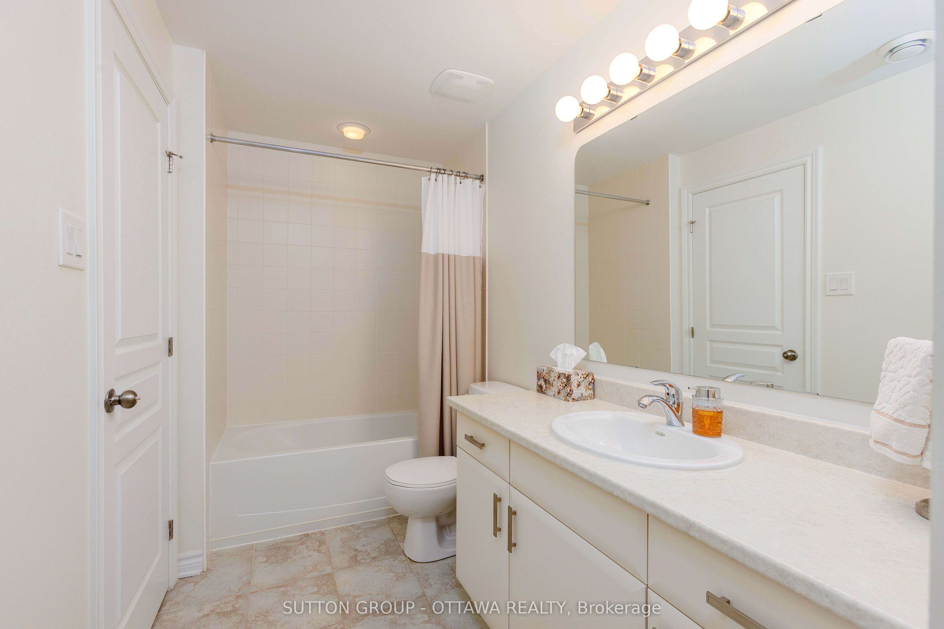 105 Eye Bright Crescent 25 Property Photo 22