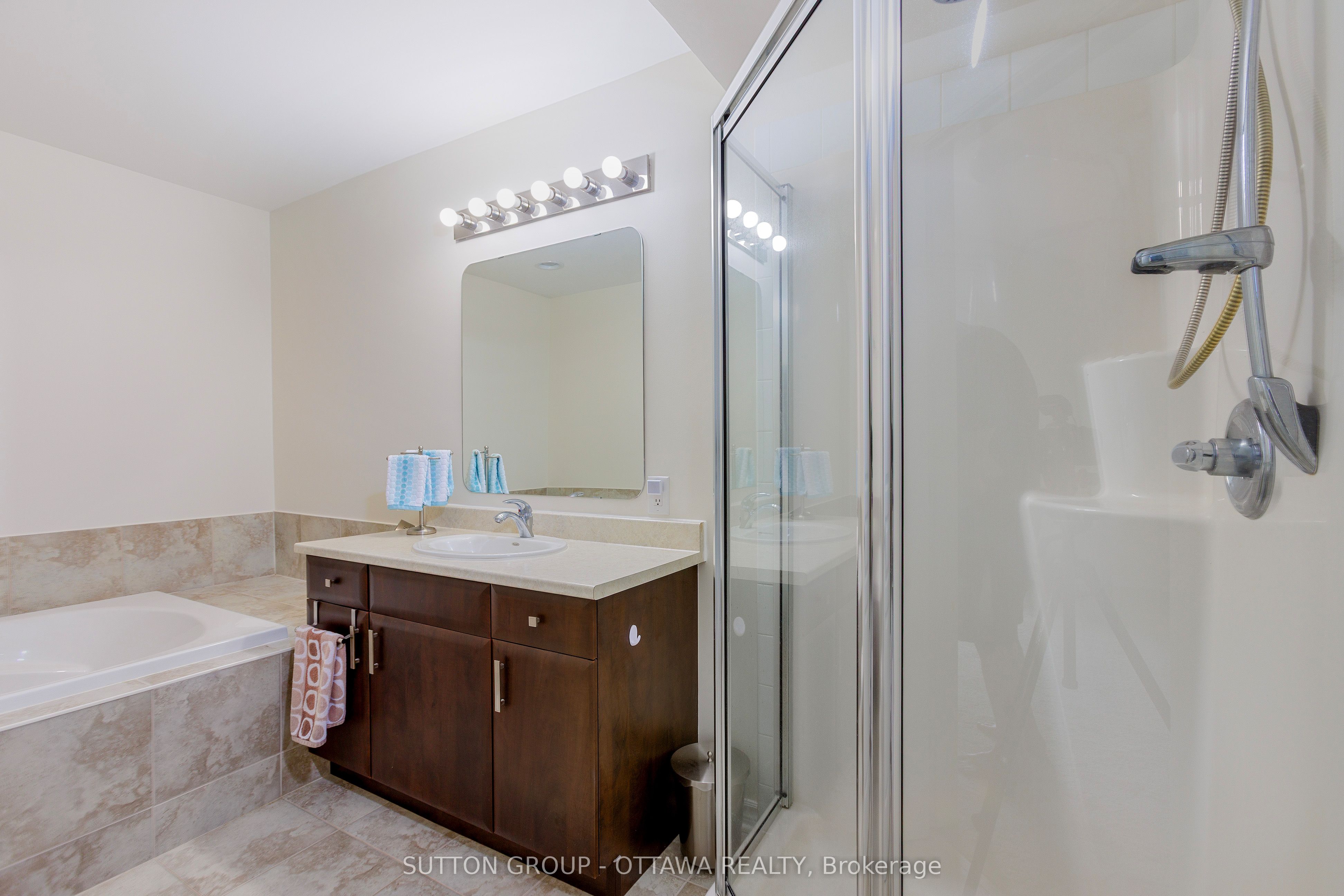 105 Eye Bright Crescent 25 Property Photo 35