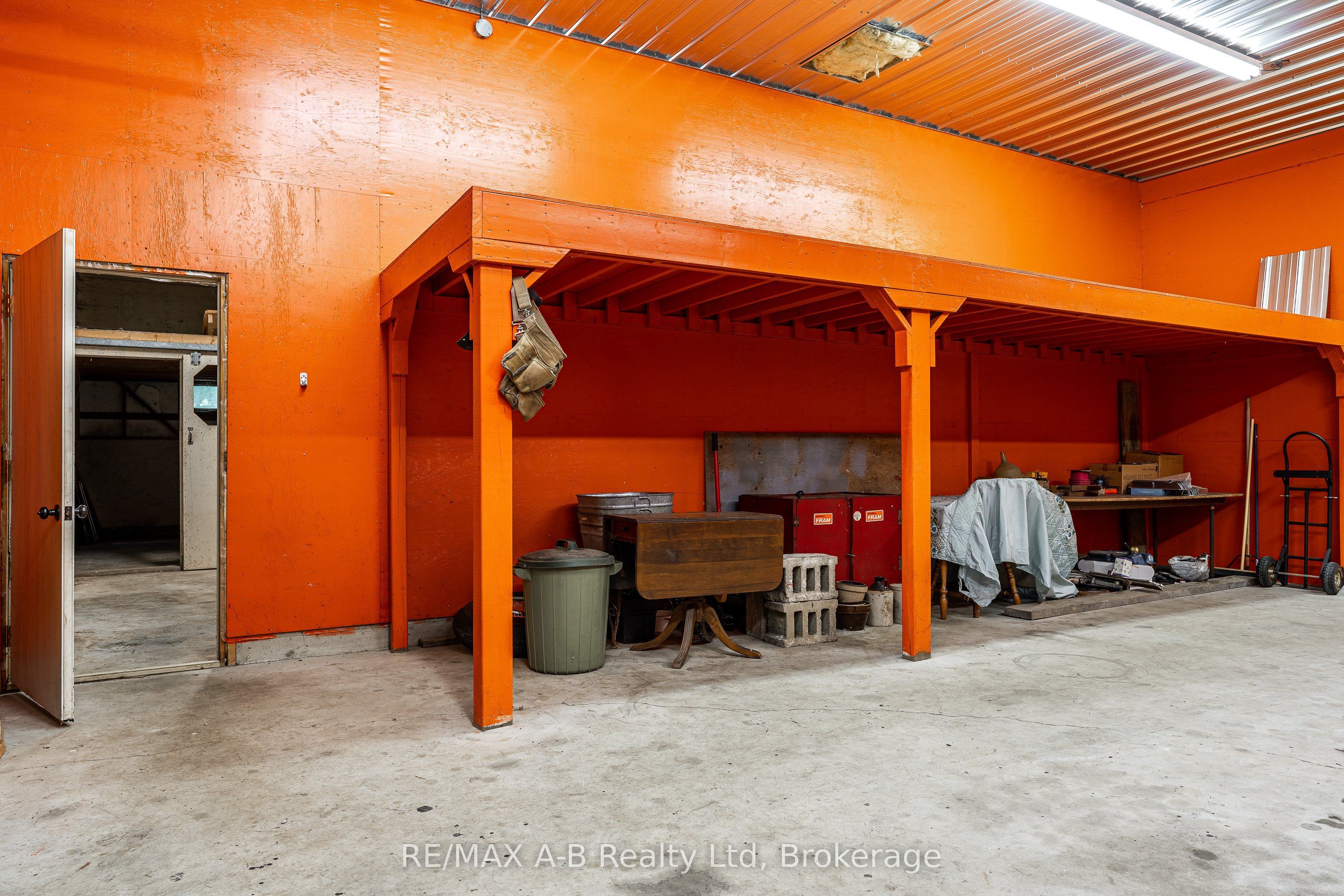 376553 Line 37 Property Photo 29