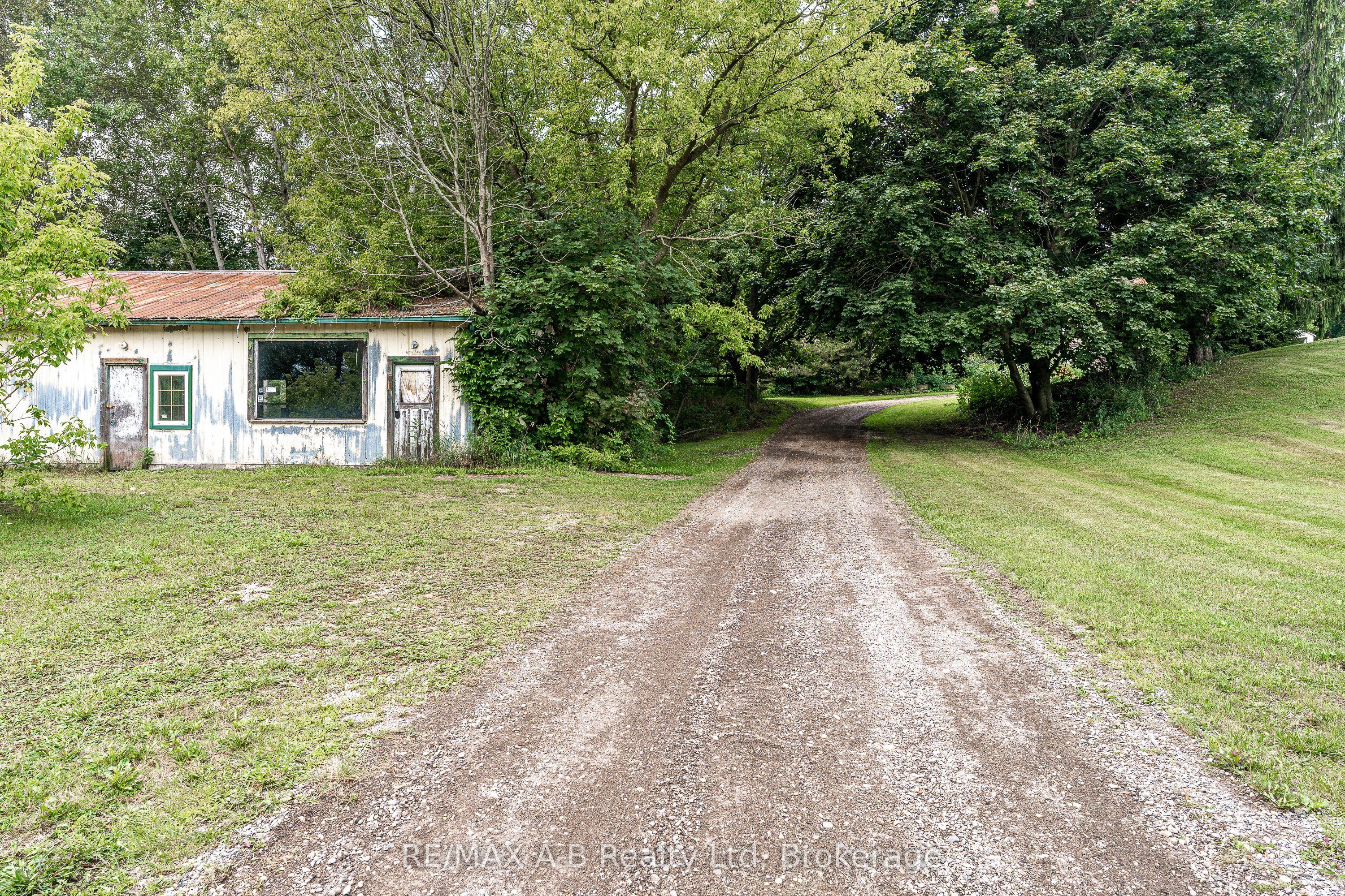 376553 Line 37 Property Photo 42