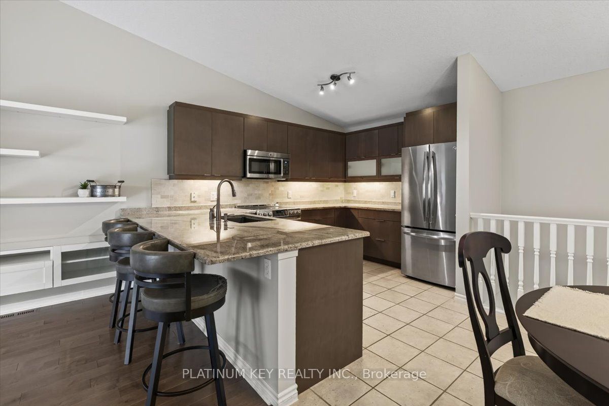 43 Capulet Walk 9 Property Photo 8
