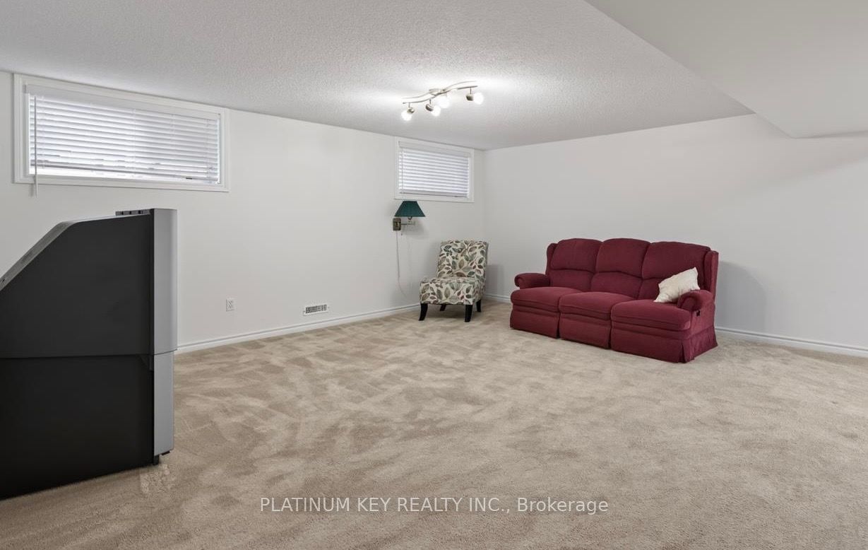 43 Capulet Walk 9 Property Photo 21