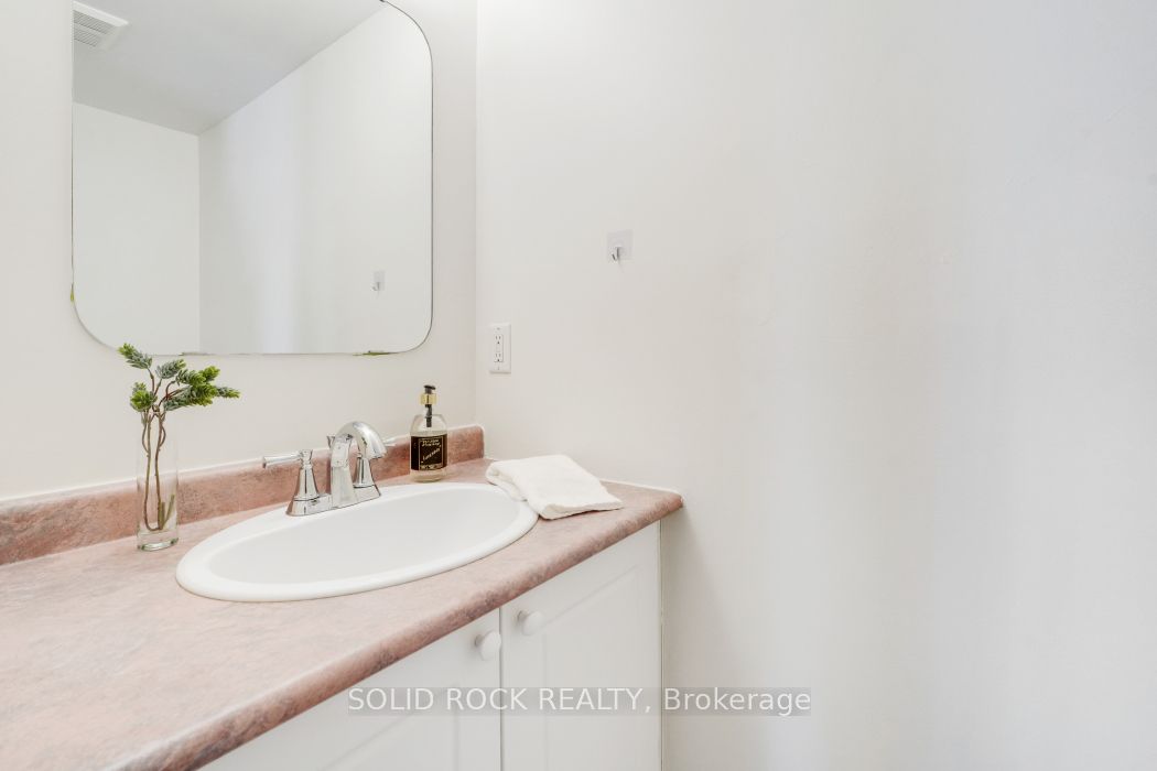 1701 Blohm Drive 13 Property Photo 19