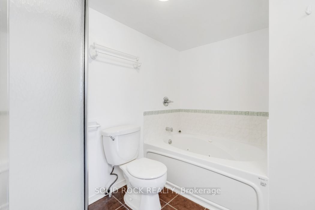 1701 Blohm Drive 13 Property Photo 25