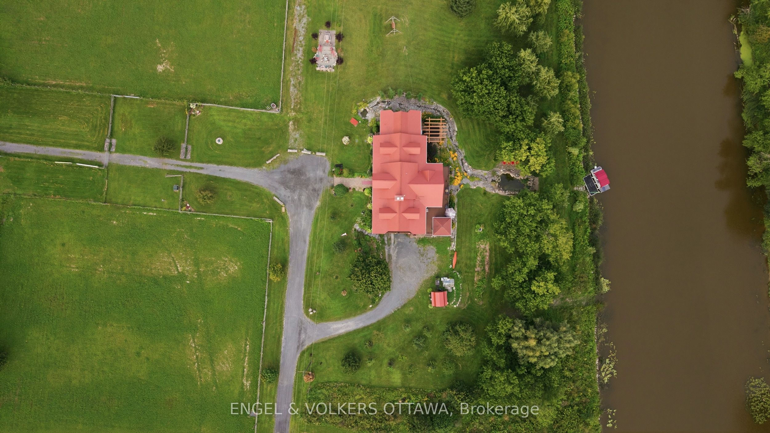 681 Montée Lebrun Side Road Property Photo 43