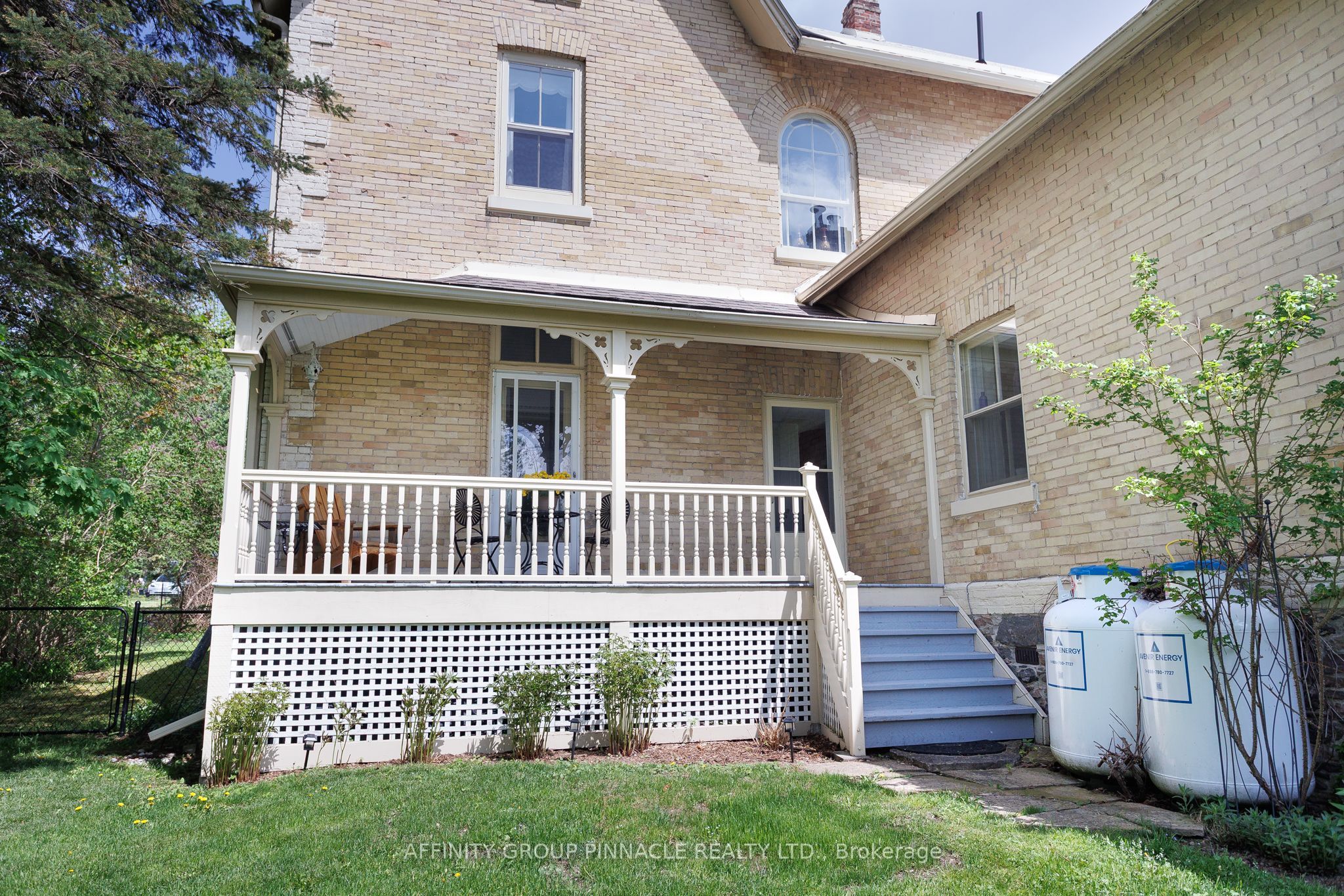 145 King Street Property Photo 42