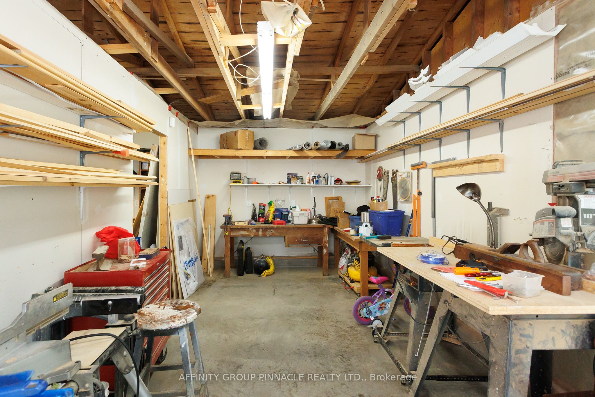 145 King Street Property Photo 46