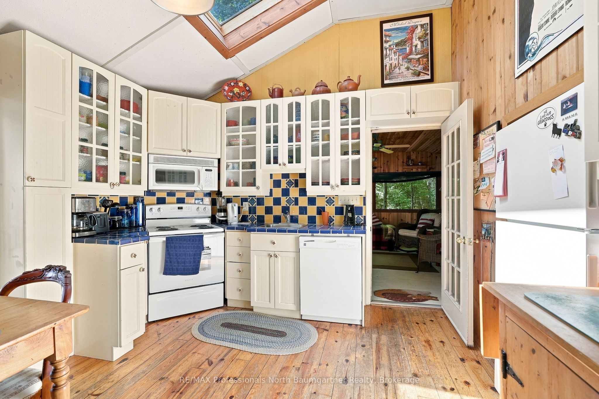 2020 Alsop Road Property Photo 7