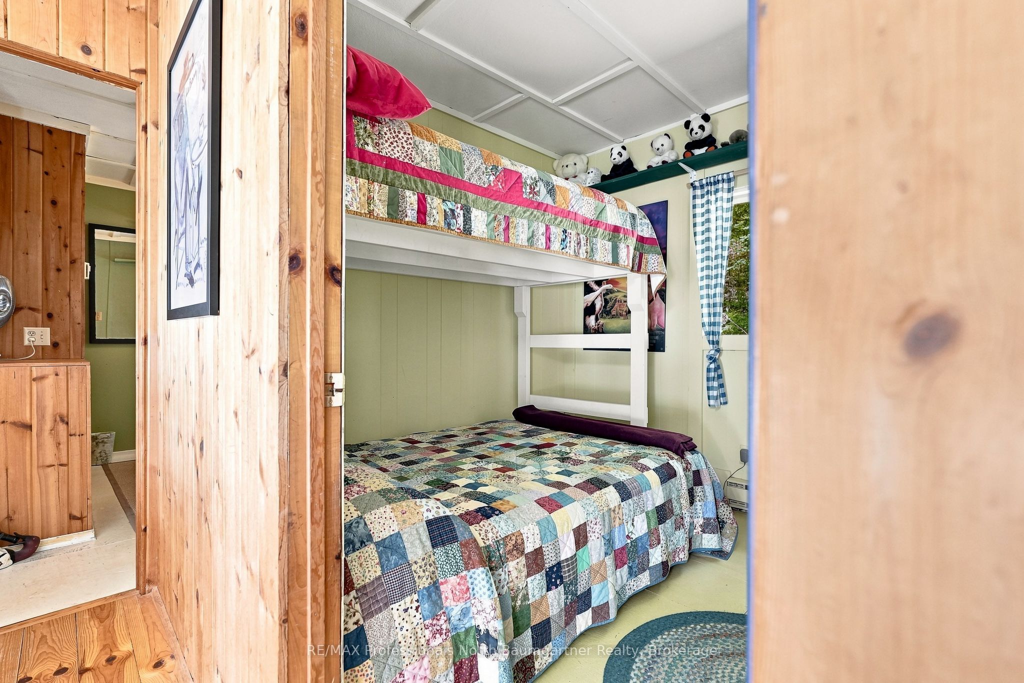 2020 Alsop Road Property Photo 24