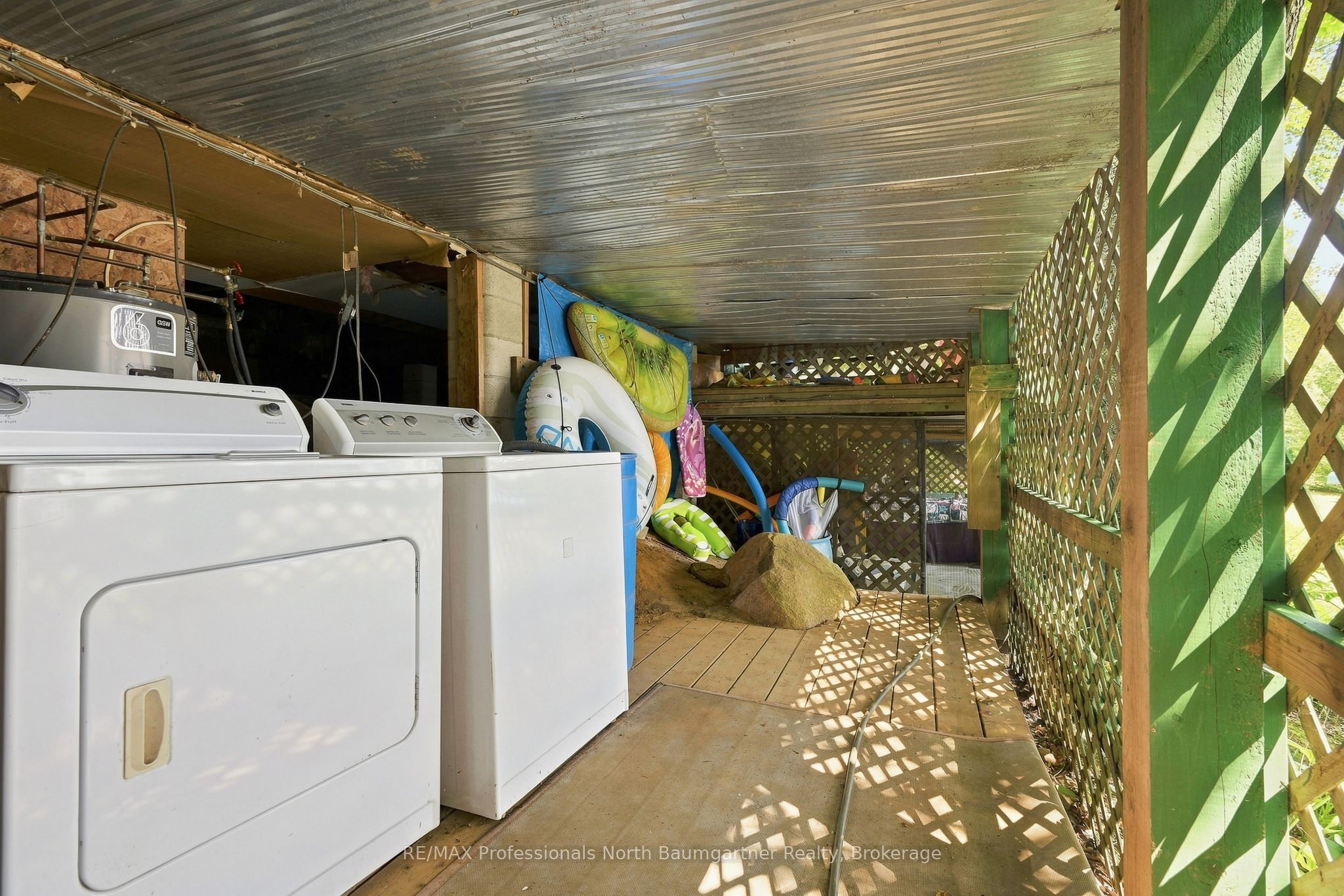 2020 Alsop Road Property Photo 38