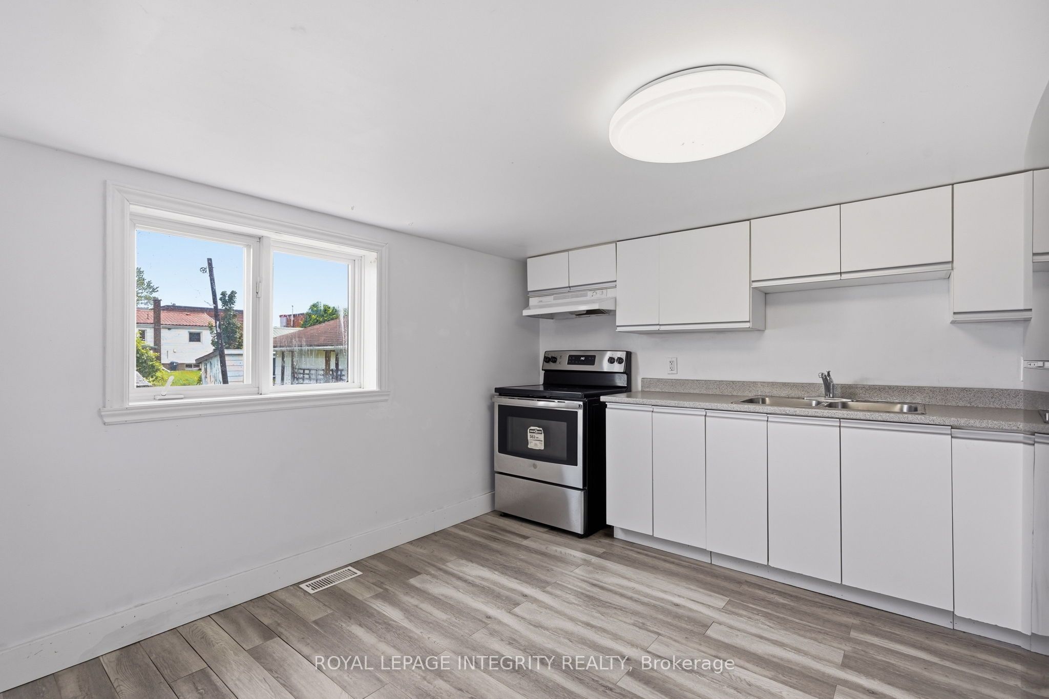 263 Bertha Street Property Photo 11