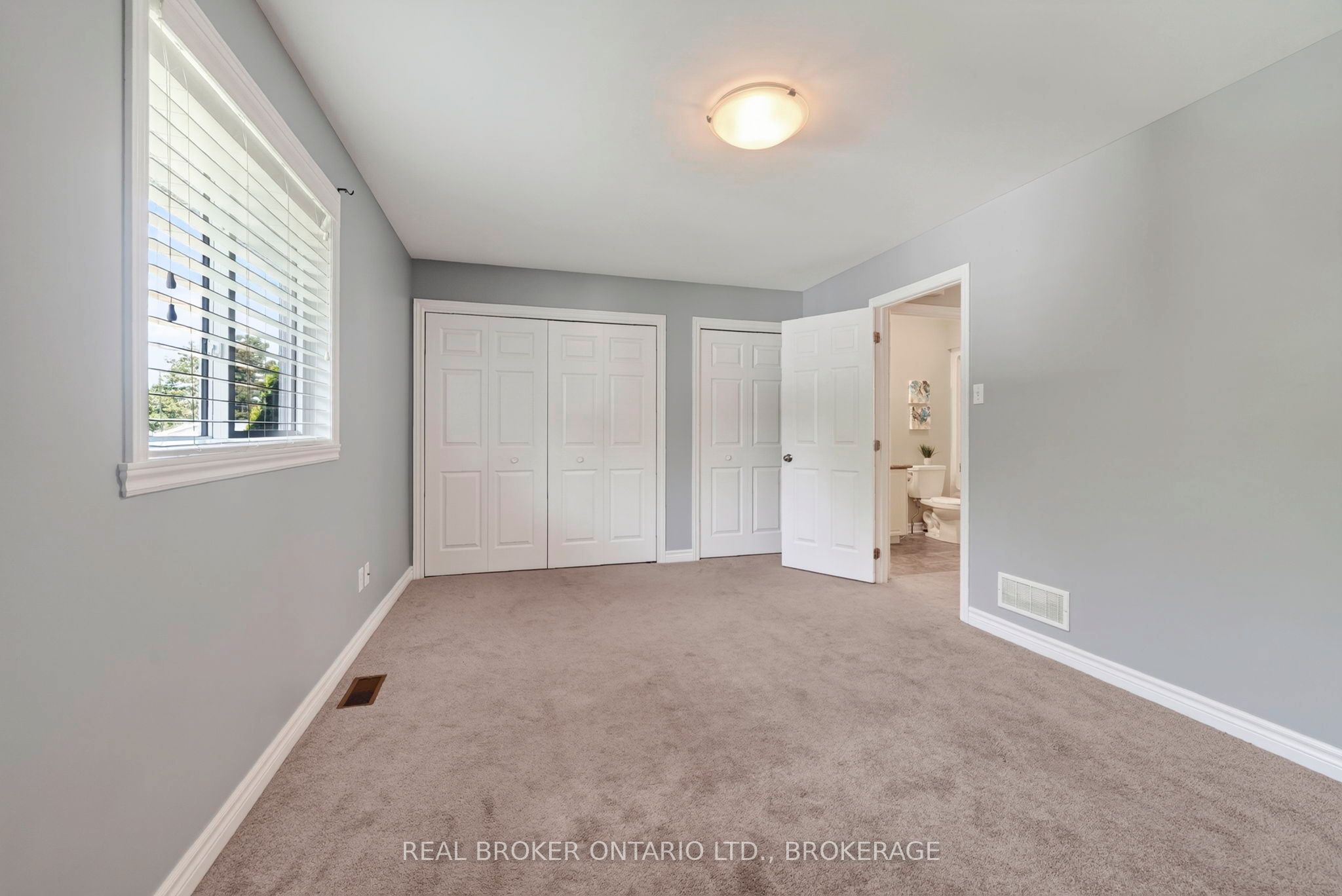 3320 Northdale Drive Property Photo 12